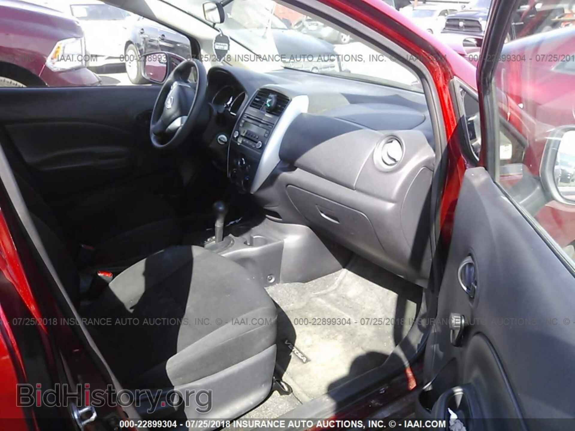 2016 Nissan Versa note - VIN: 3N1CE2CP1GL379092 - Фото 5