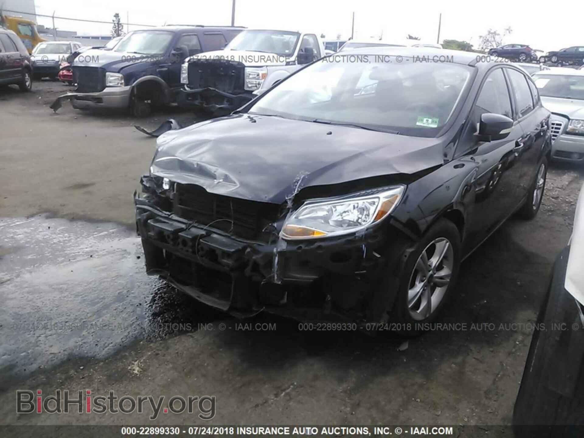 2013 Ford Focus - VIN: 1FADP3K22DL120597 - Photo 2