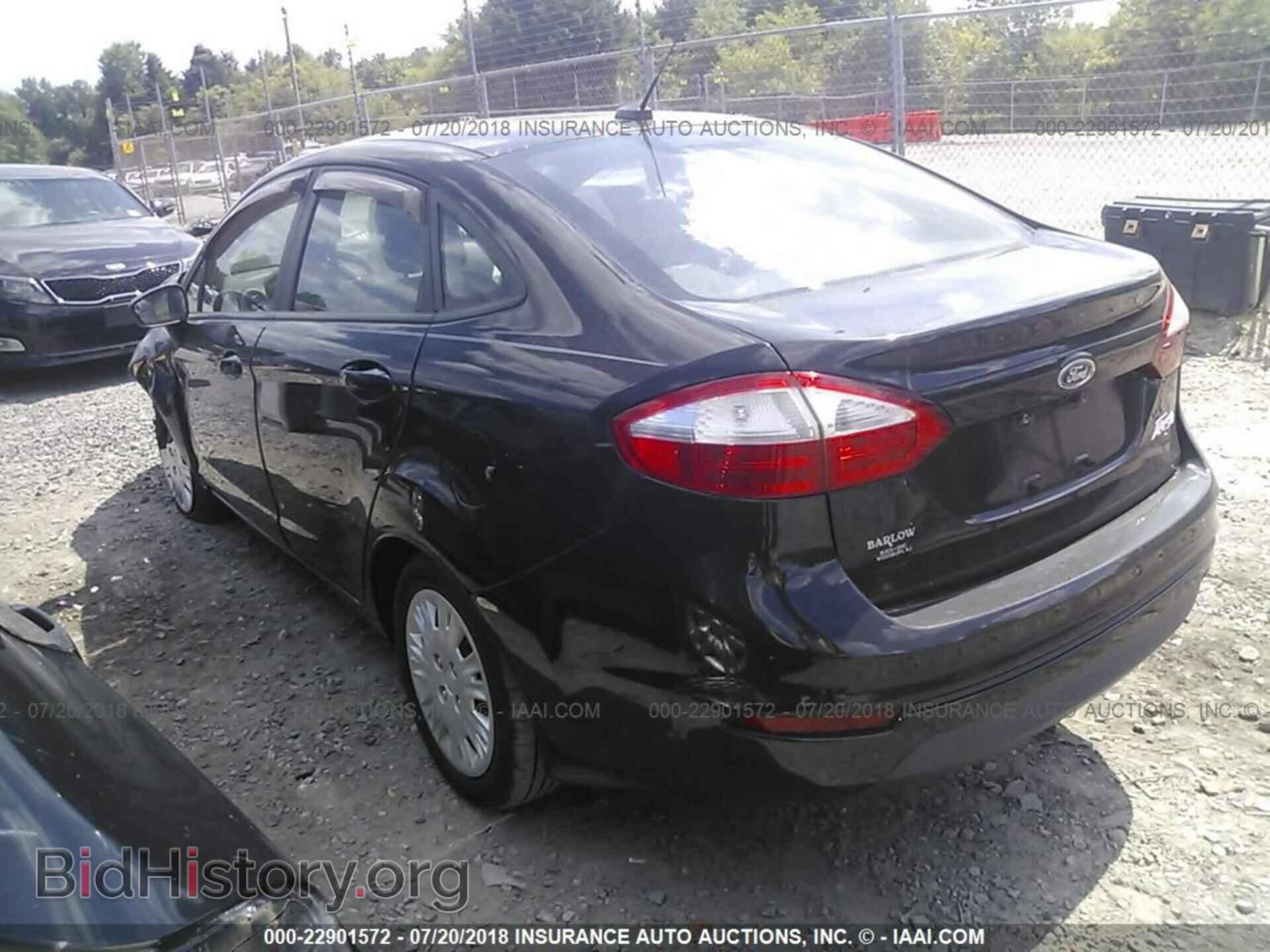 2014 Ford Fiesta - VIN: 3FADP4AJ2EM120548 - Фото 3