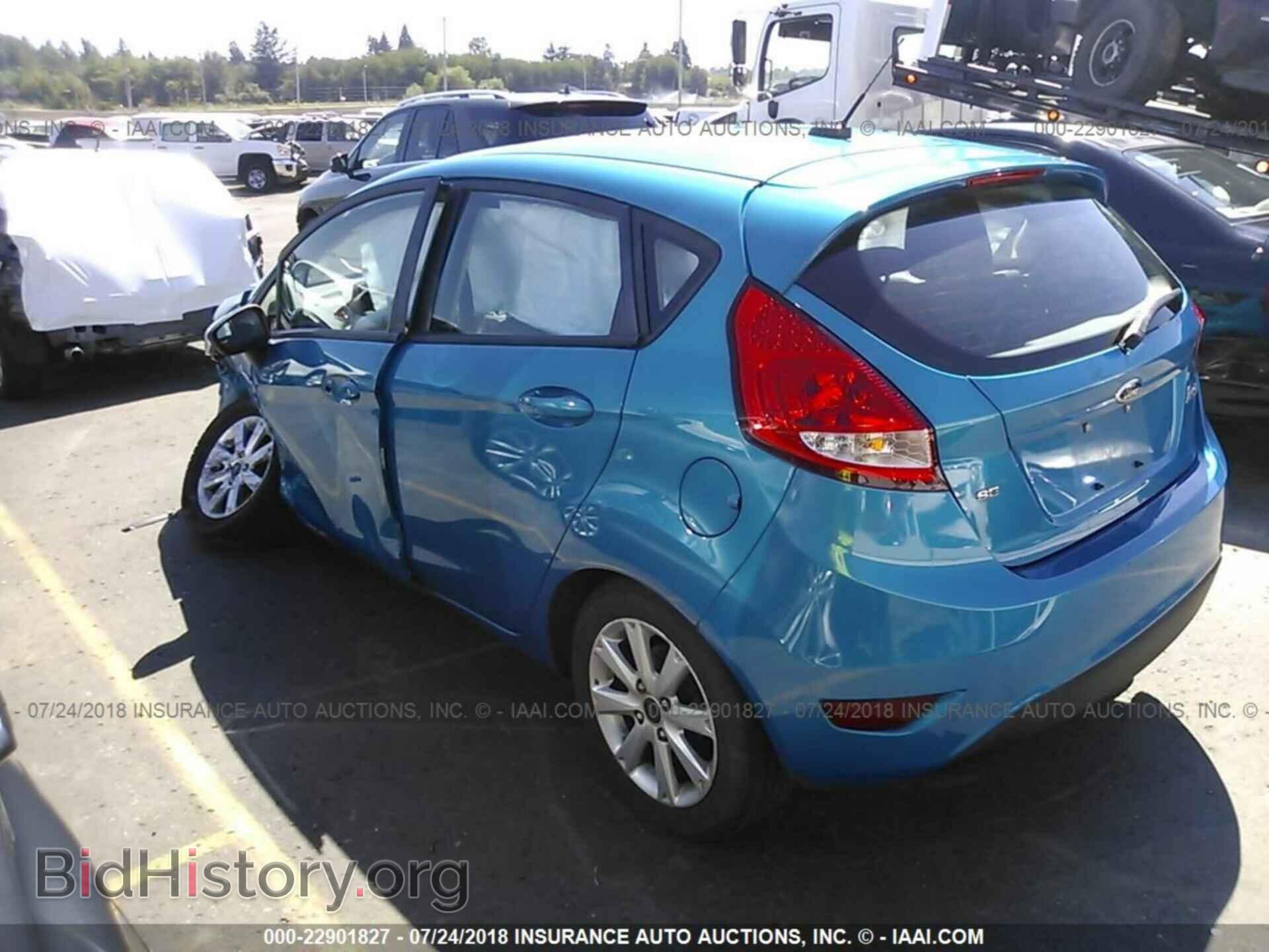 2012 Ford Fiesta - VIN: 3FADP4EJ8CM126507 - Photo 3