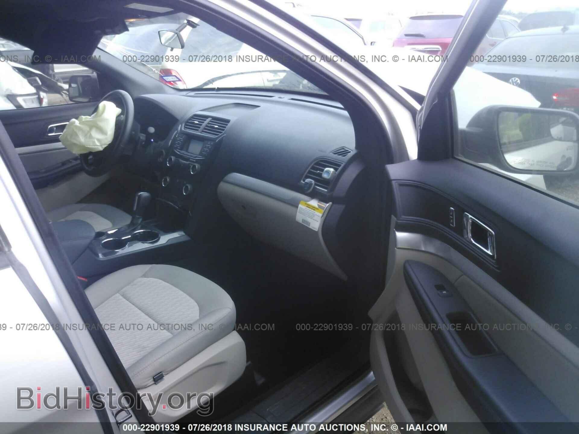 2018 Ford Explorer - VIN: 1FM5K7B88JGB07197 - Фото 5