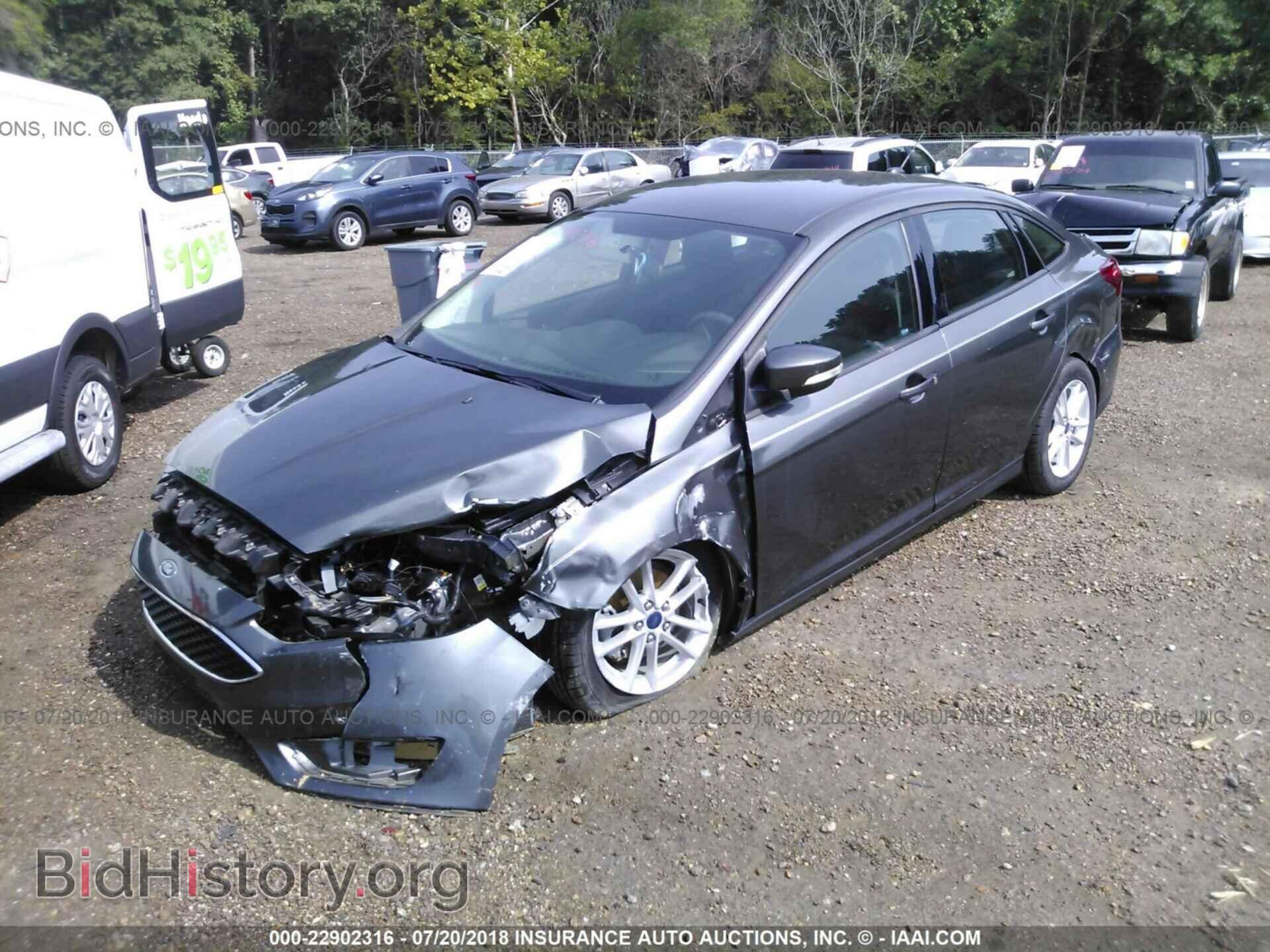 2015 Ford Focus - VIN: 1FADP3F2XFL273516 - Photo 2