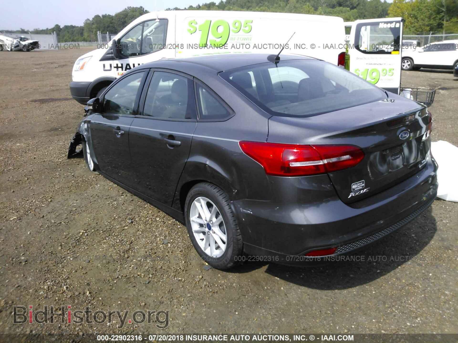 2015 Ford Focus - VIN: 1FADP3F2XFL273516 - Photo 3