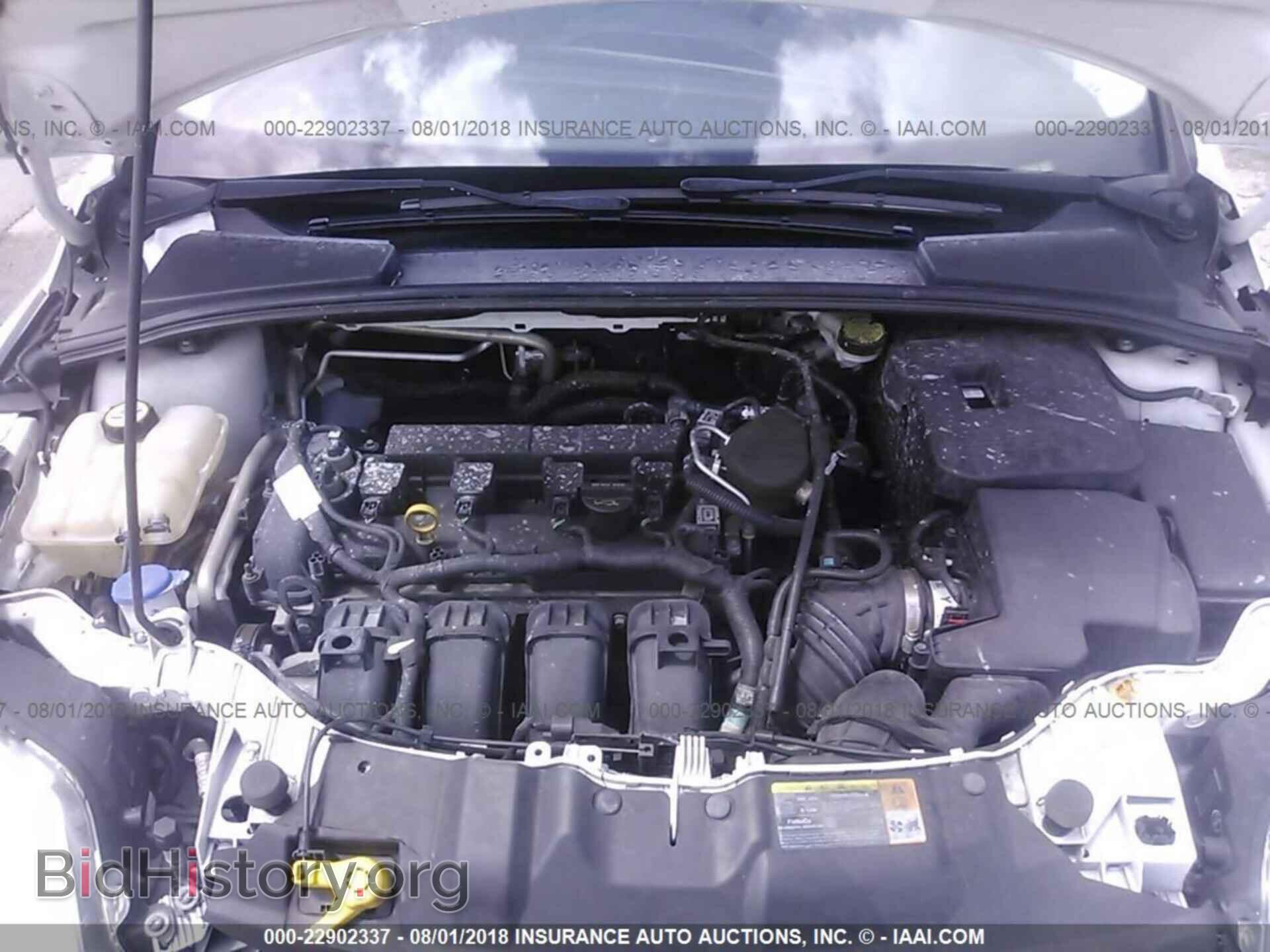 2012 Ford Focus - VIN: 1FAHP3M26CL201020 - Photo 10