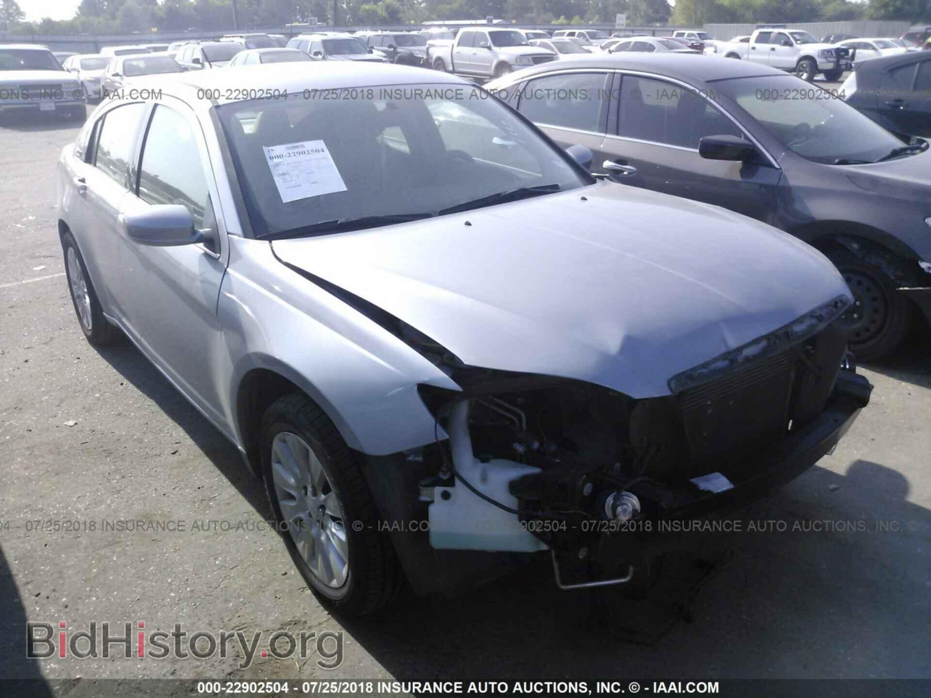 Photo 1C3CCBAB4EN205366 - Chrysler 200 2014