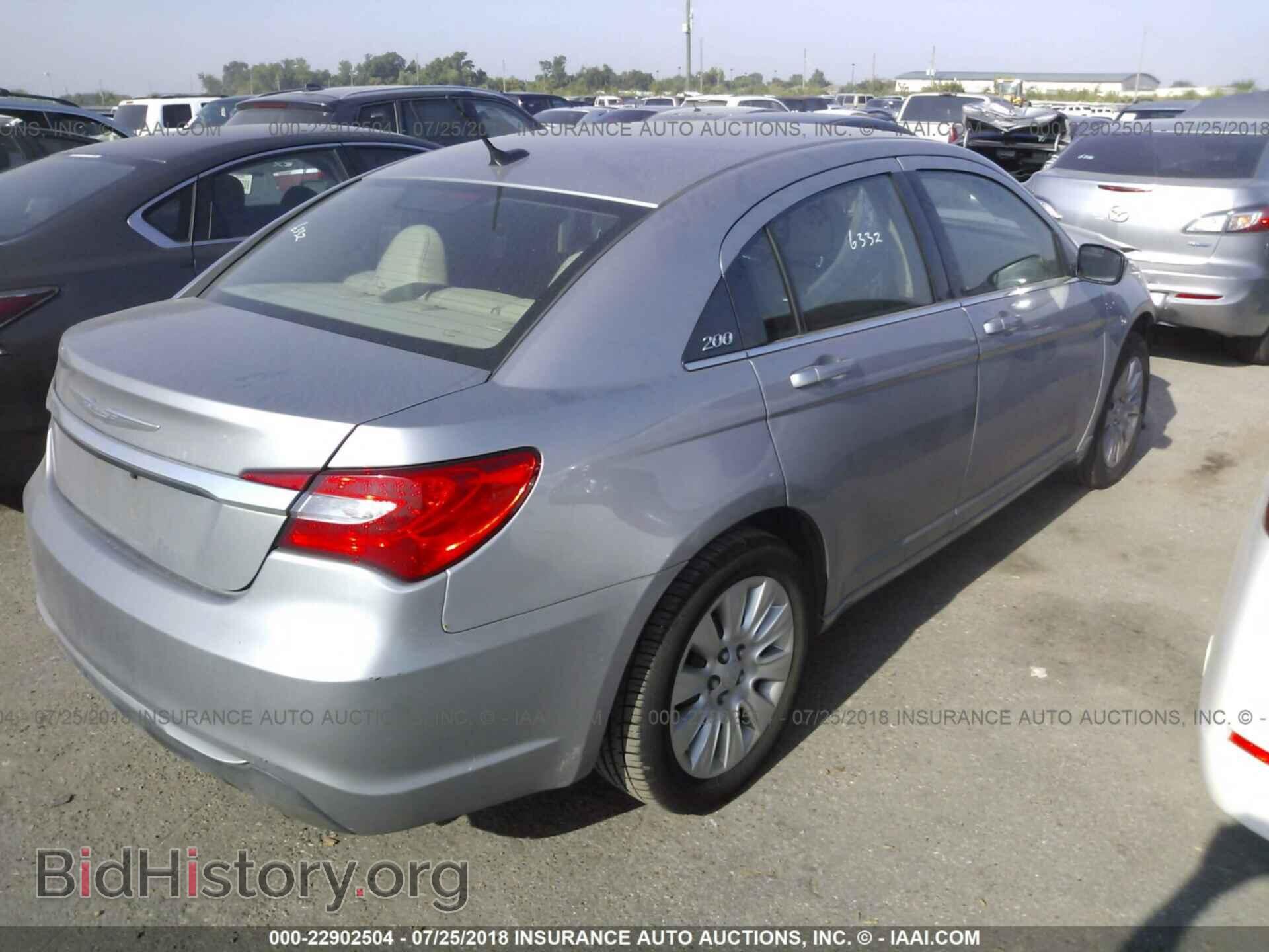 2014 Chrysler 200 - VIN: 1C3CCBAB4EN205366 - Photo 4