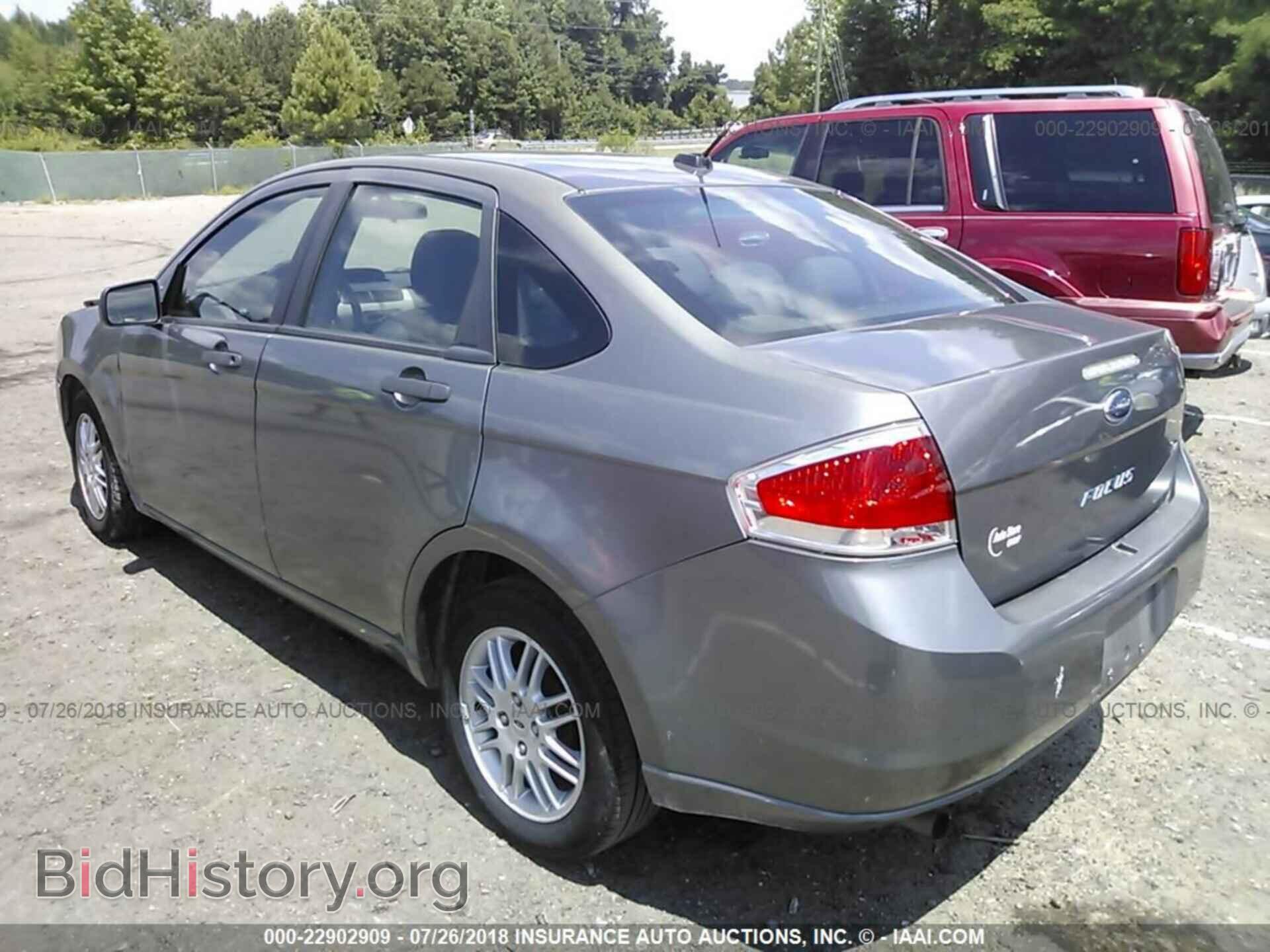2011 Ford Focus - VIN: 1FAHP3FN7BW198410 - Фото 3