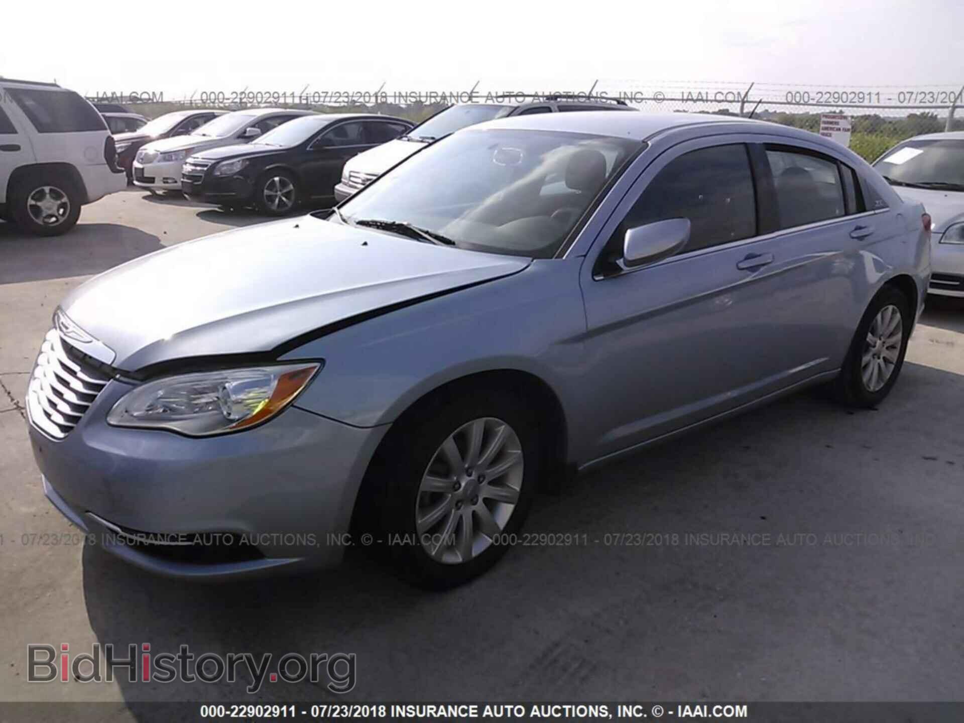 2012 Chrysler 200 - VIN: 1C3CCBBG1CN173967 - Photo 2