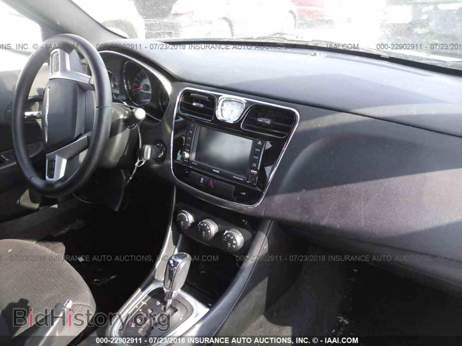 2012 Chrysler 200 - VIN: 1C3CCBBG1CN173967 - Photo 5