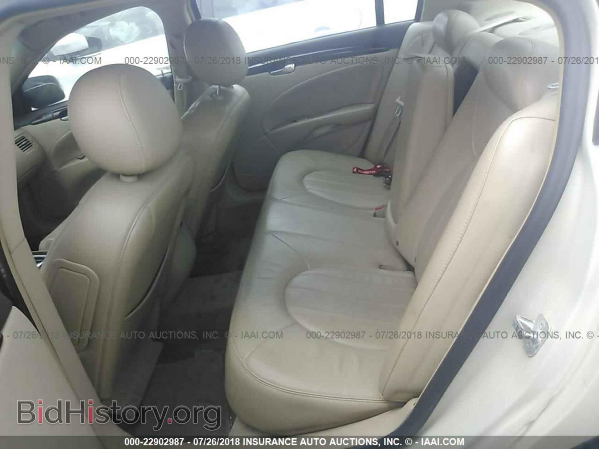 2011 BUICK LUCERNE - VIN: 1G4HC5EM1BU132856 - Фото 8