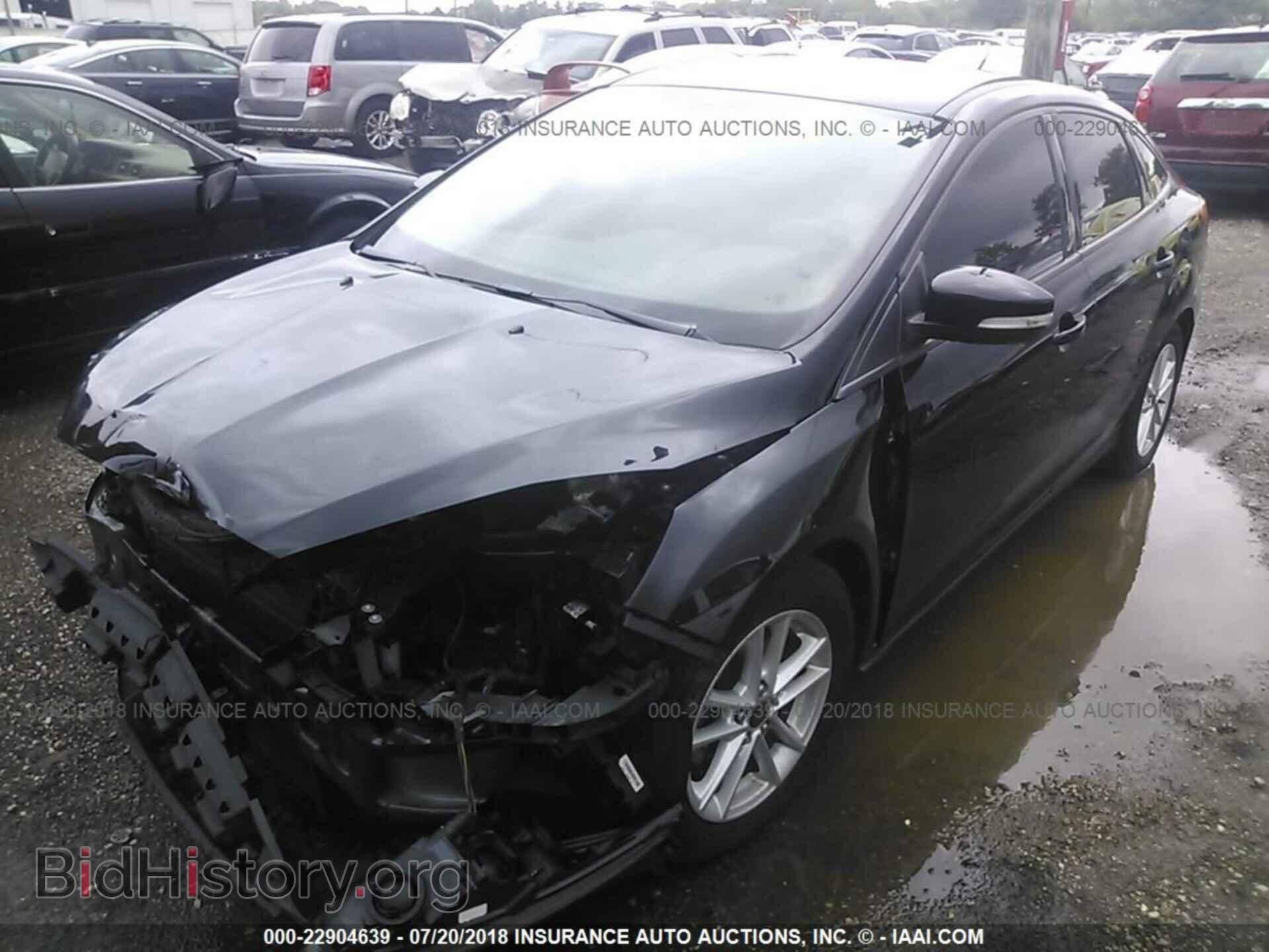 2016 Ford Focus - VIN: 1FADP3F23GL382319 - Фото 2