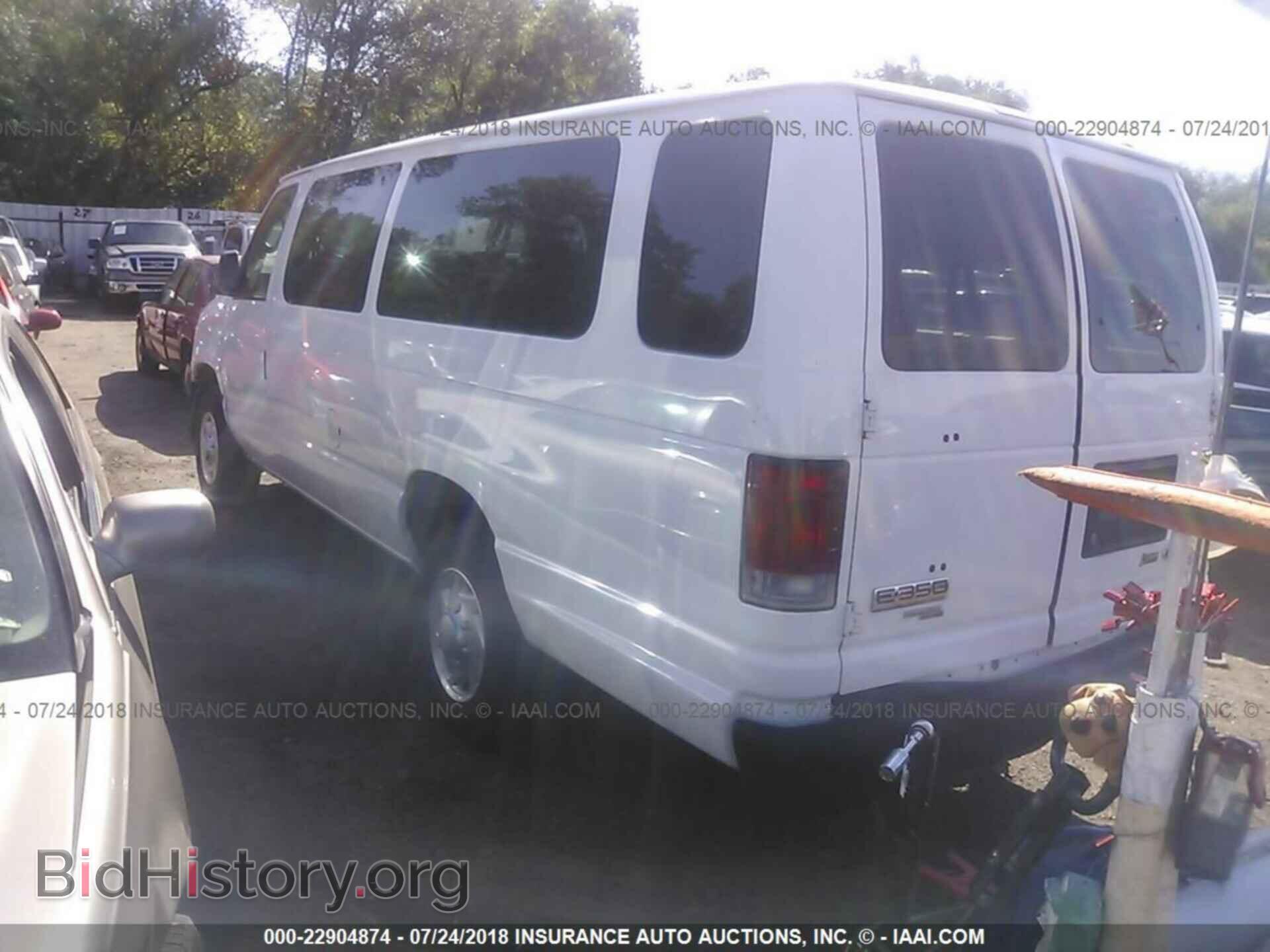2011 Ford Econoline - VIN: 1FBSS3BL2BDB01844 - Photo 3