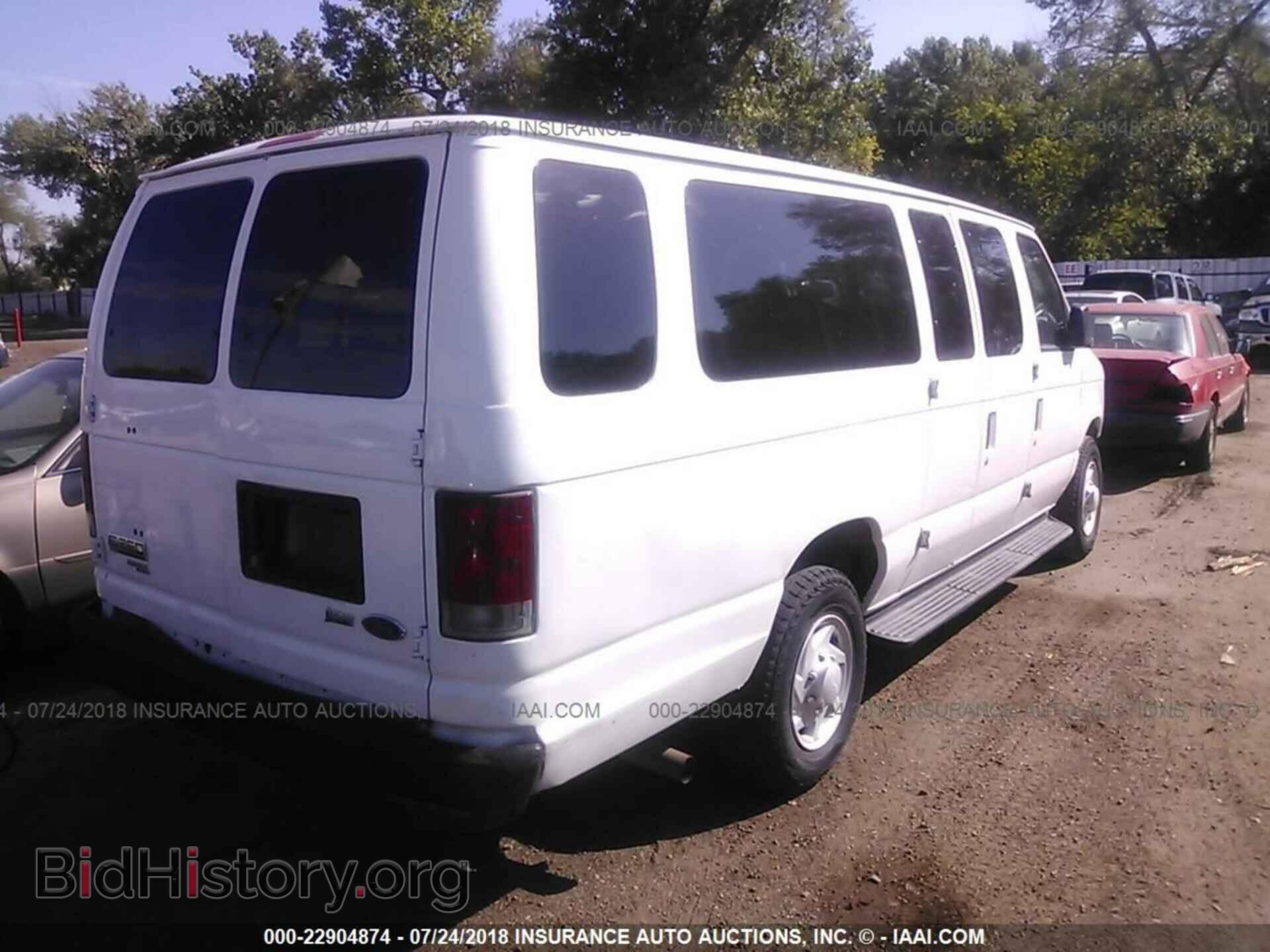 2011 Ford Econoline - VIN: 1FBSS3BL2BDB01844 - Photo 4