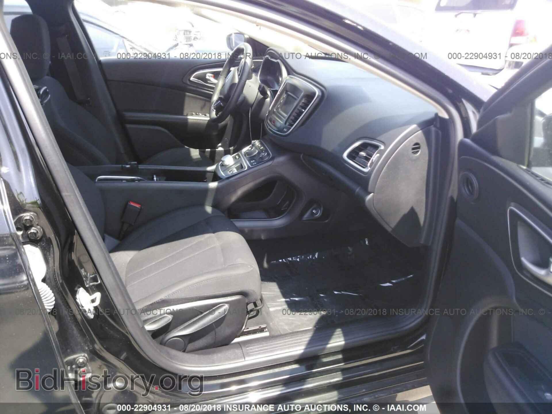 2016 Chrysler 200 - VIN: 1C3CCCAB7GN126721 - Фото 5
