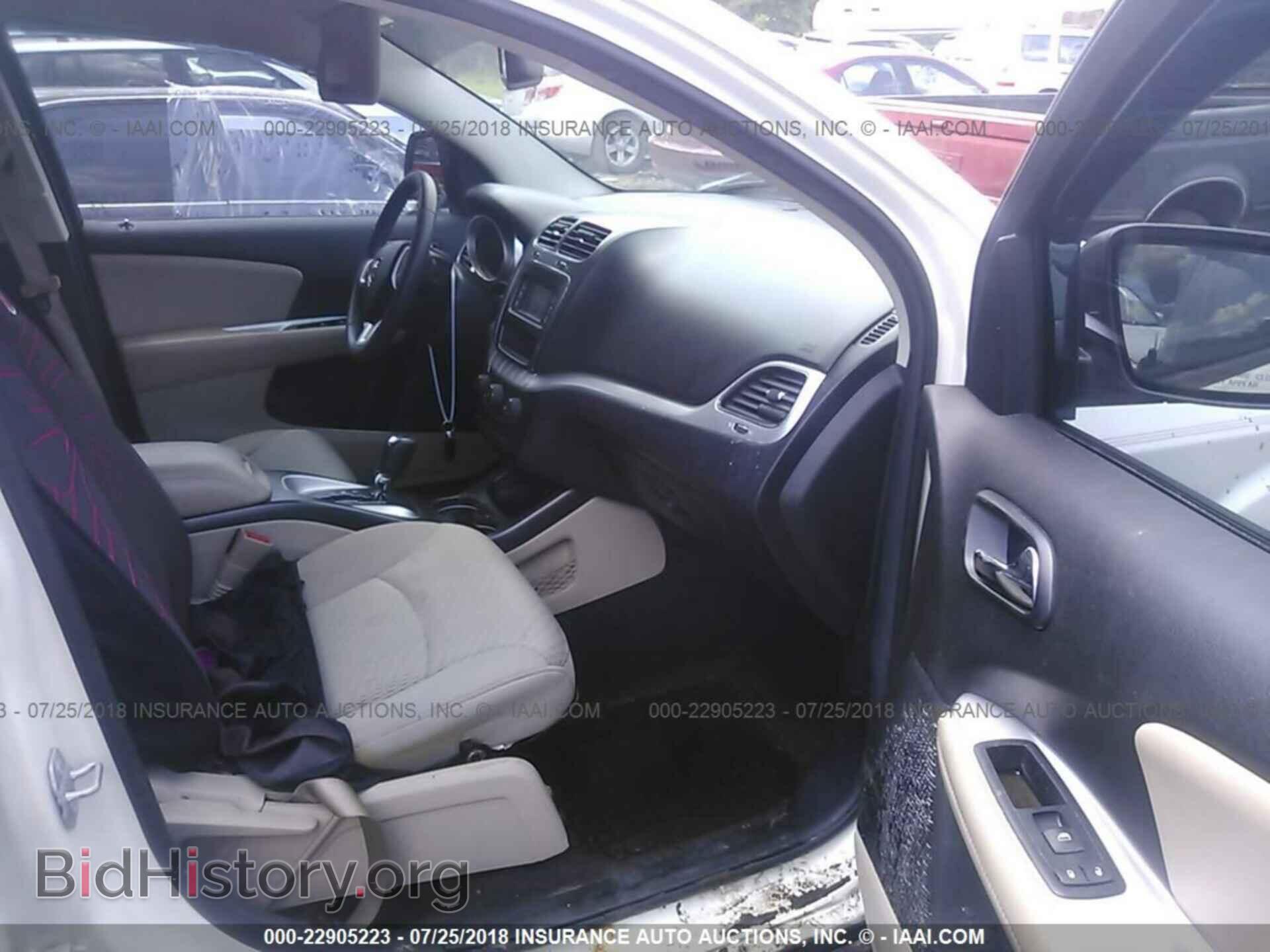 2014 Dodge Journey - VIN: 3C4PDCAB4ET201642 - Фото 5