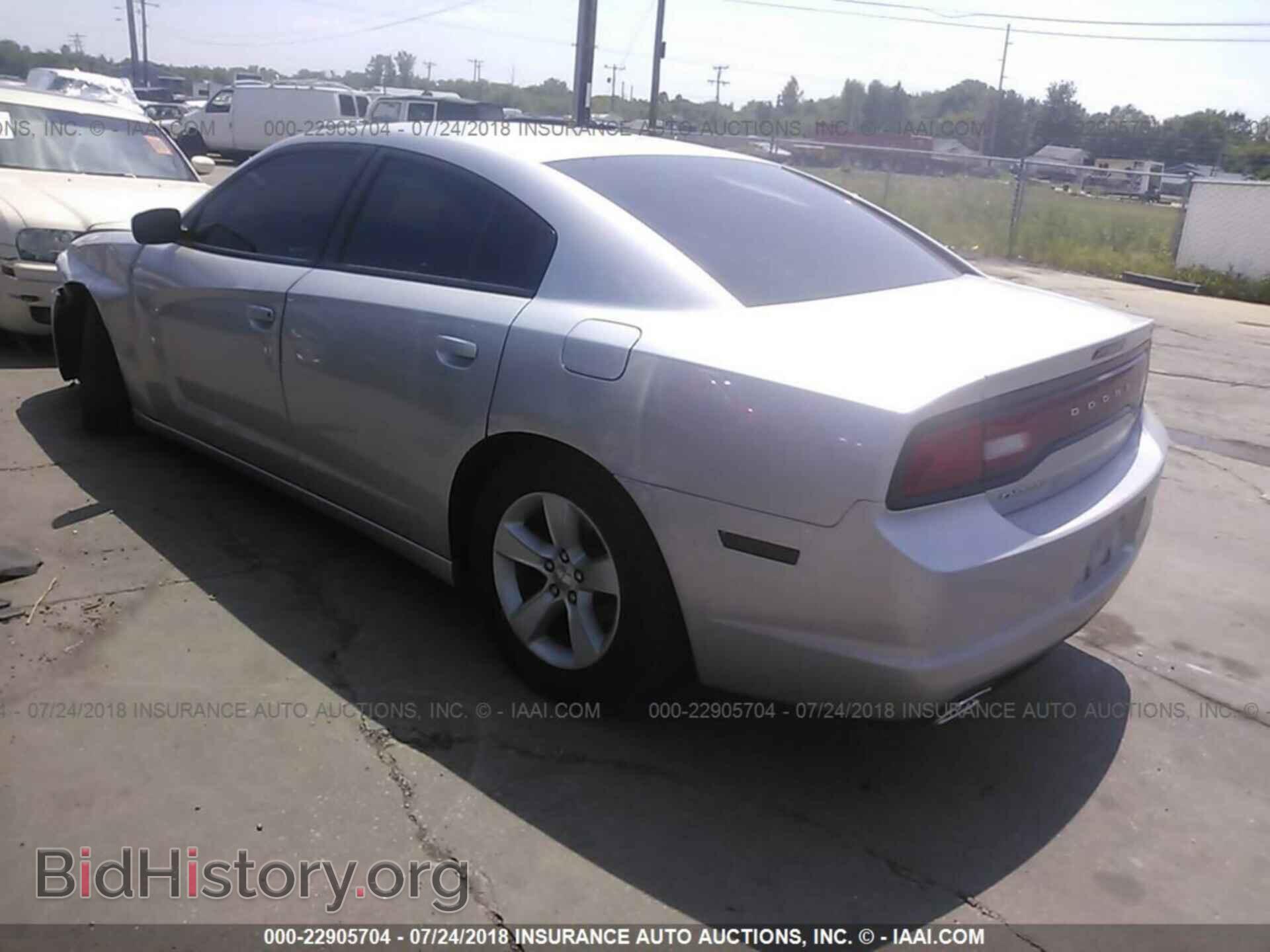 2012 Dodge Charger - VIN: 2C3CDXBG2CH296020 - Фото 3