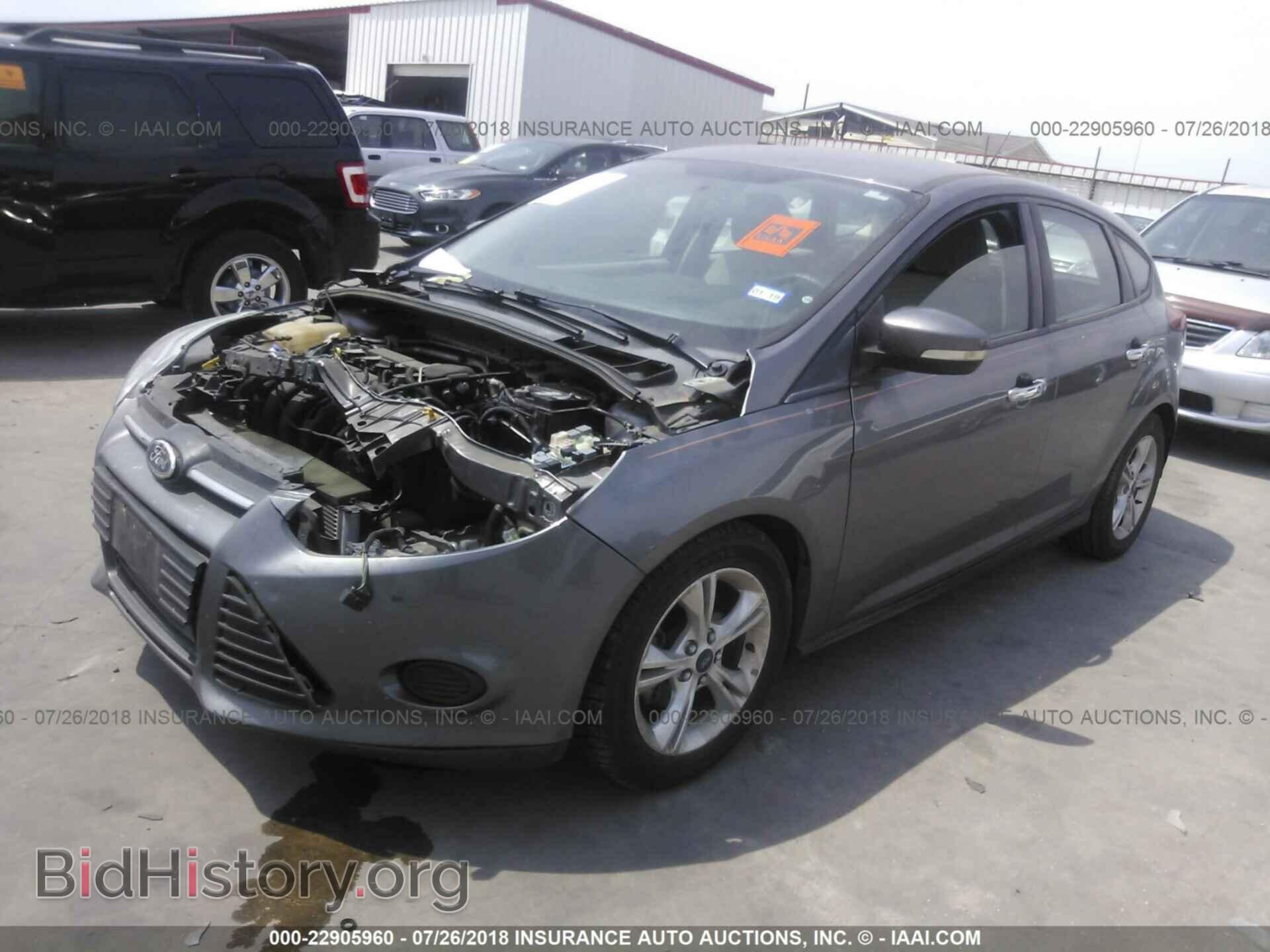 2014 Ford Focus - VIN: 1FADP3K28EL283417 - Photo 2