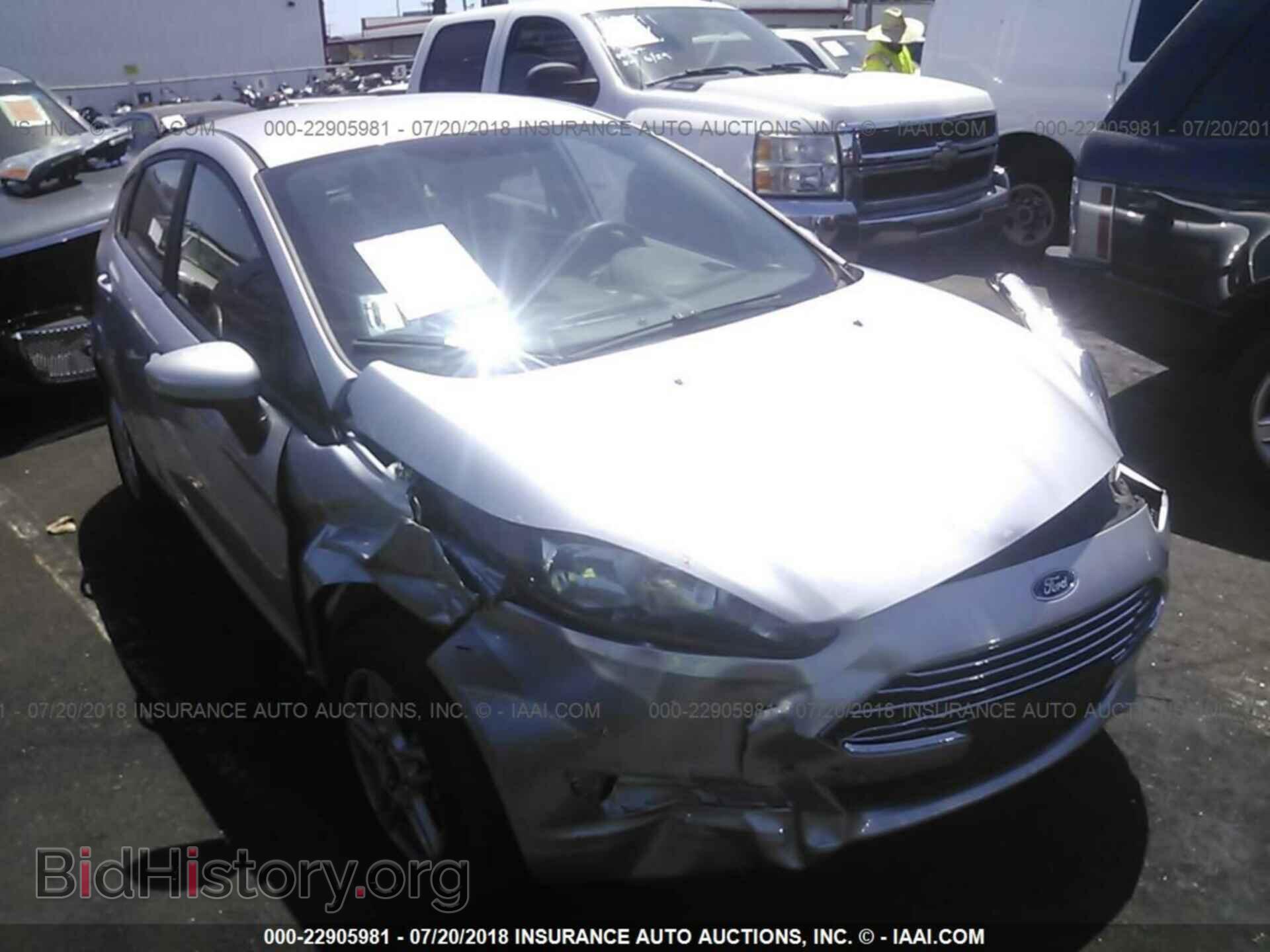 Photo 3FADP4EJ9HM158230 - Ford Fiesta 2017