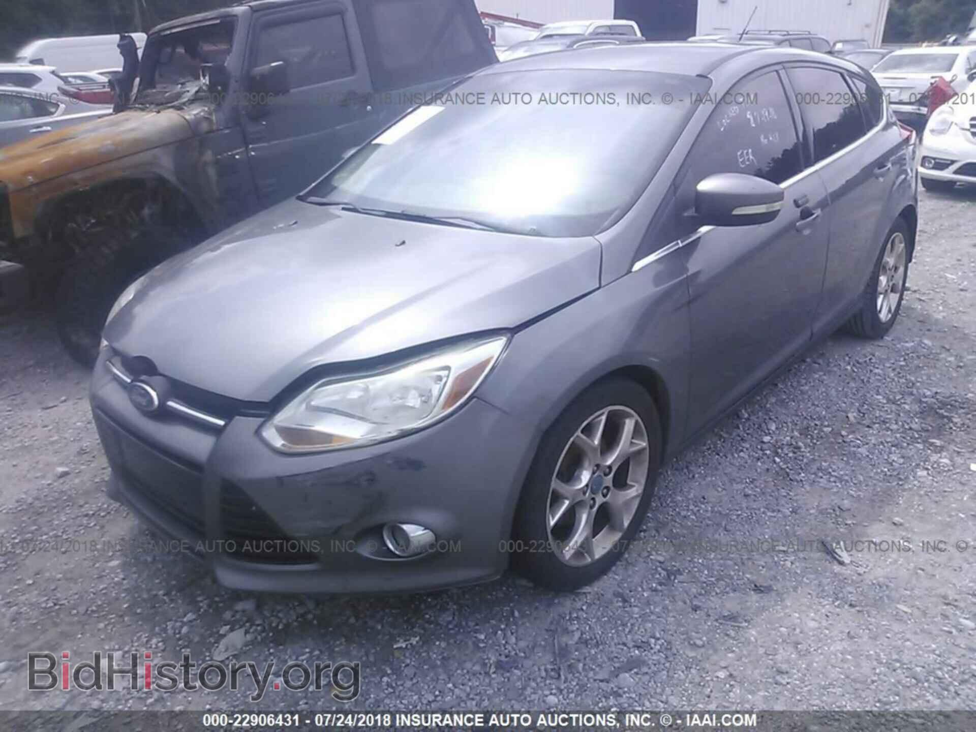 2012 Ford Focus - VIN: 1FAHP3M2XCL108226 - Фото 2
