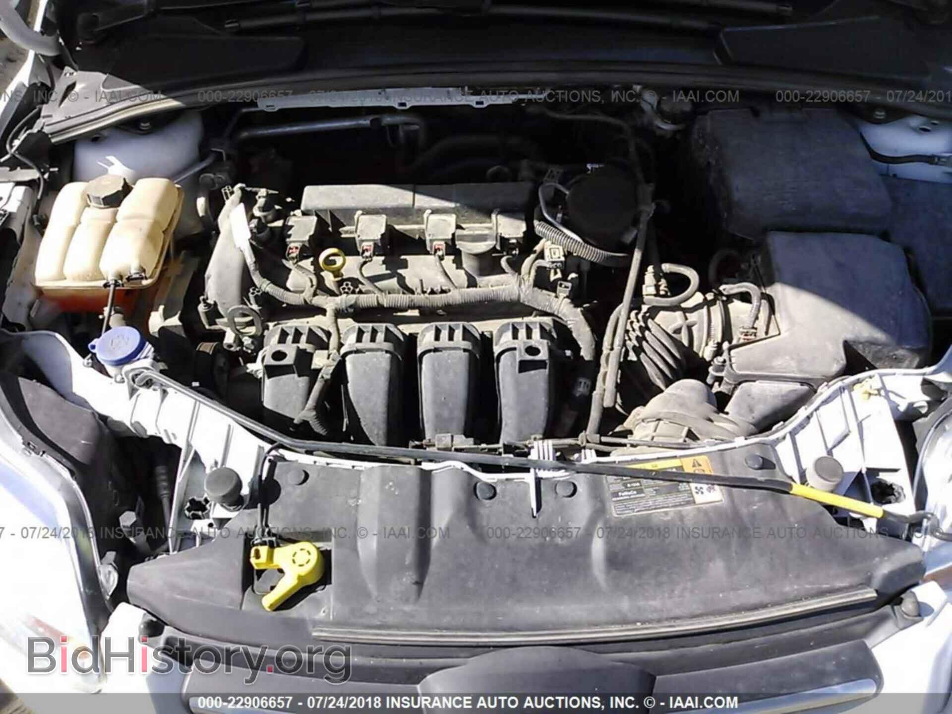 2014 Ford Focus - VIN: 1FADP3F23EL117963 - Photo 10
