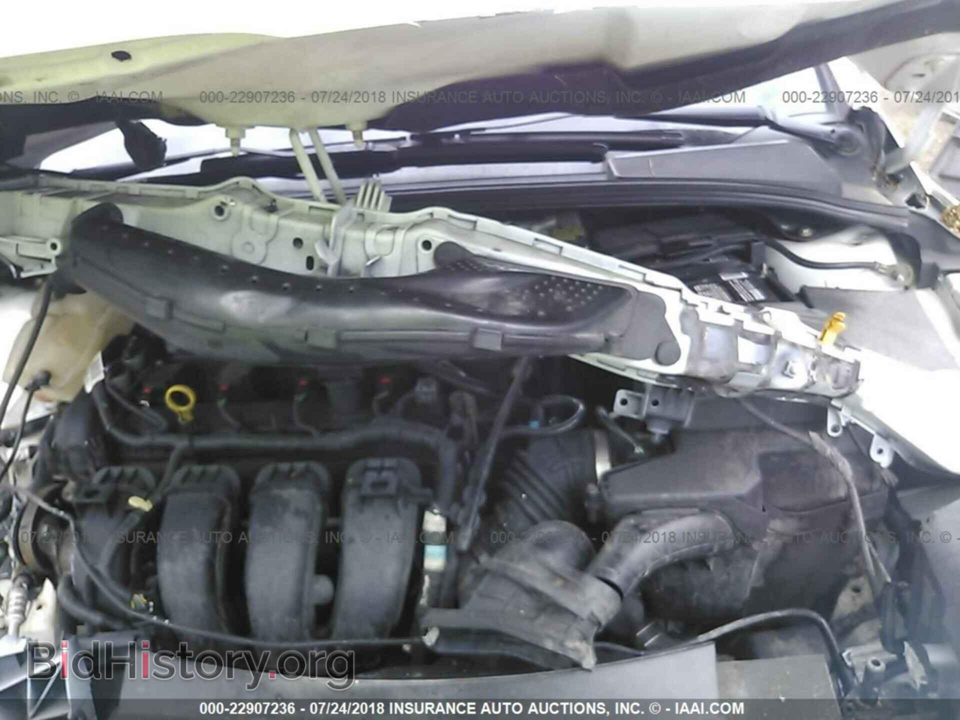 2013 Ford Focus - VIN: 1FADP3E21DL218841 - Photo 10
