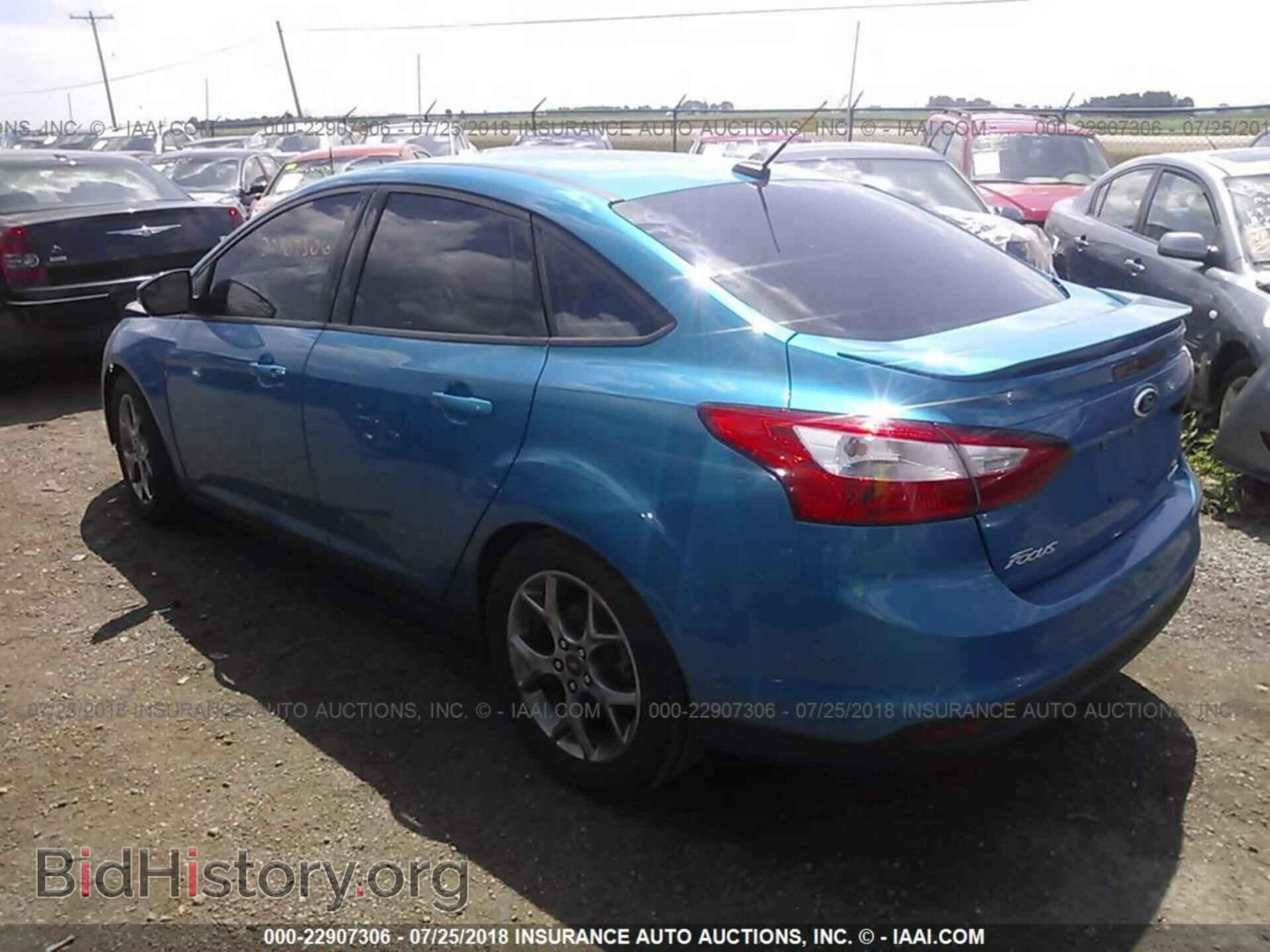 2014 Ford Focus - VIN: 1FADP3F25EL371626 - Фото 3