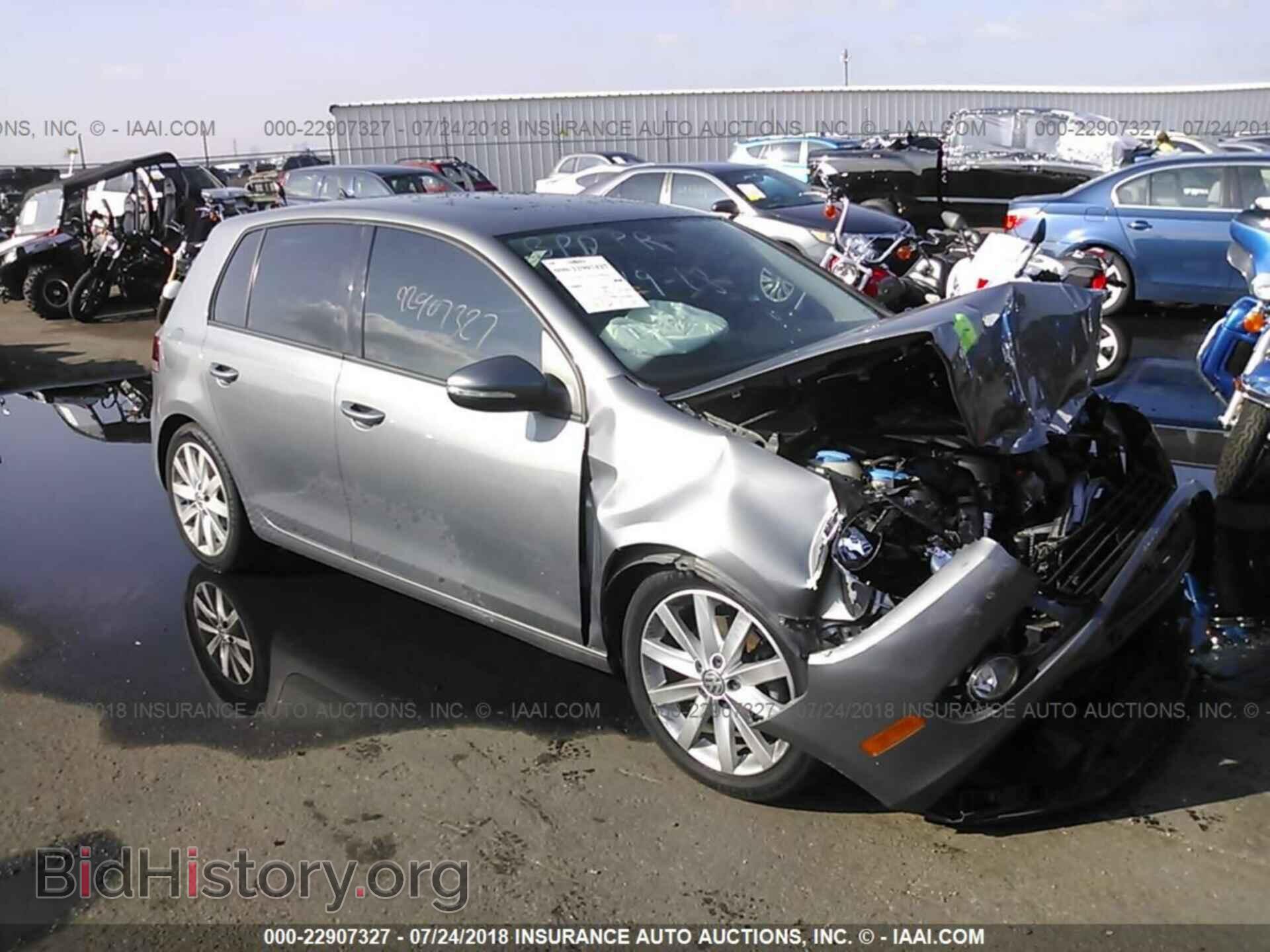 Photo WVWNM7AJ2BW113264 - Volkswagen Golf 2011