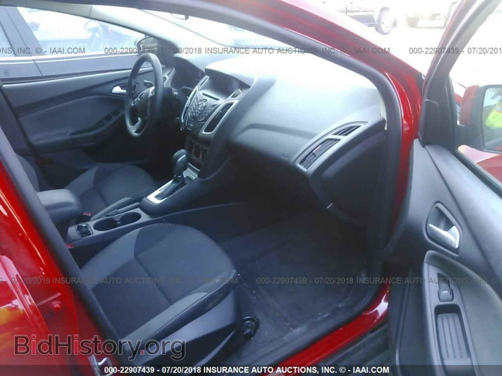 2014 Ford Focus - VIN: 1FADP3K2XEL310021 - Фото 5