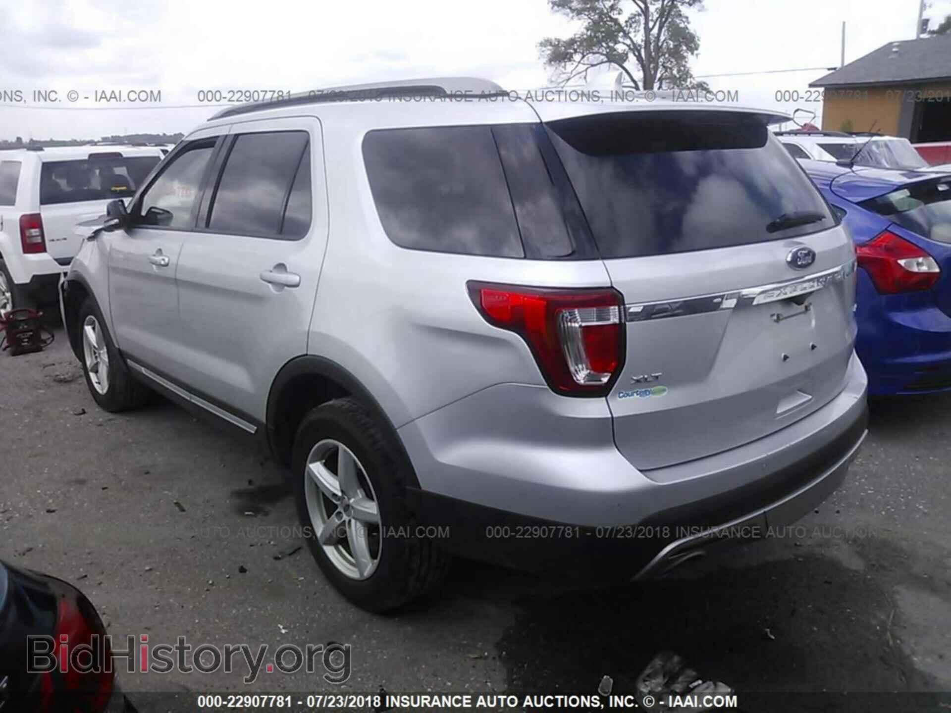 2017 Ford Explorer - VIN: 1FM5K8D8XHGB89768 - Фото 3