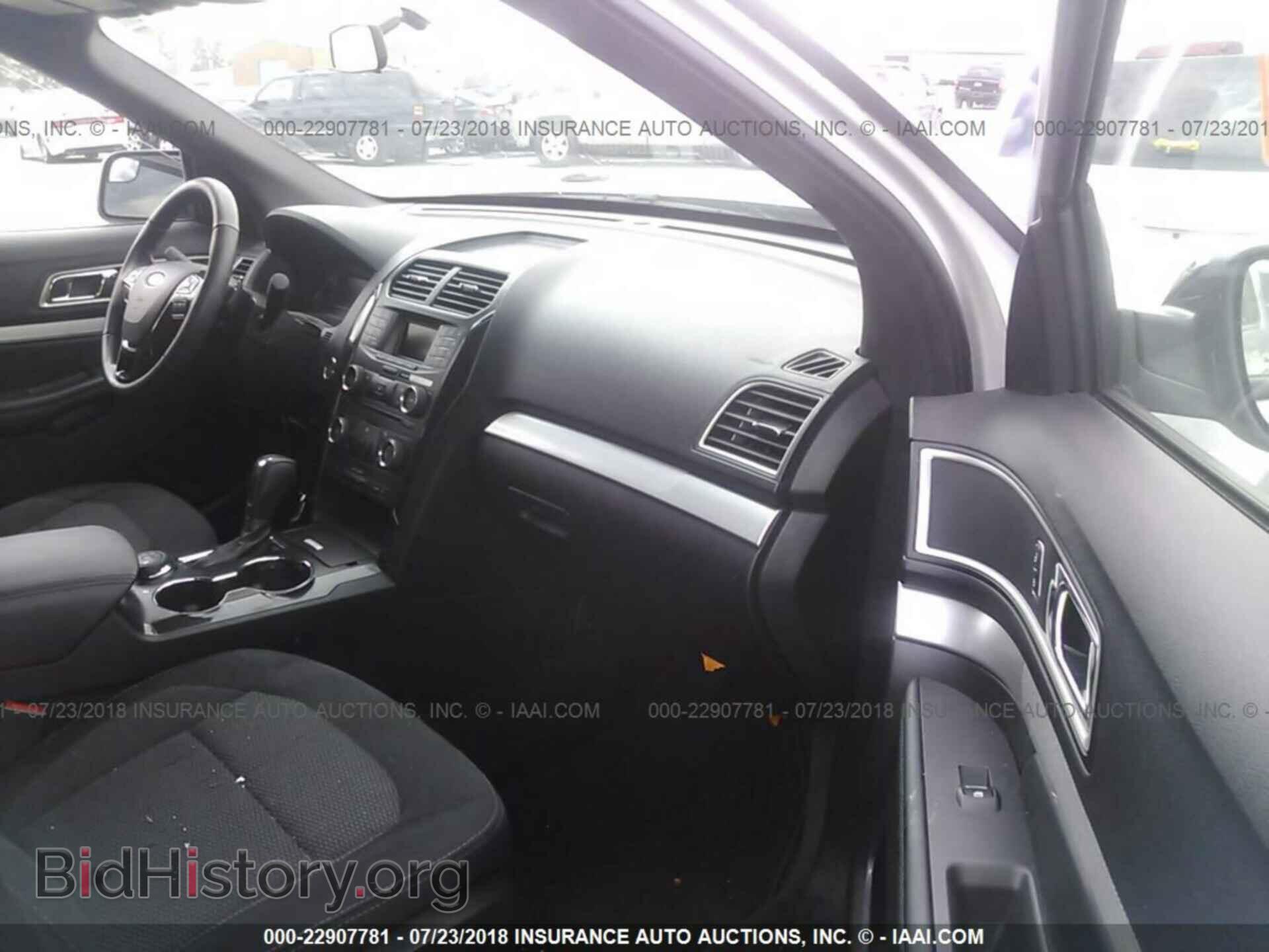 2017 Ford Explorer - VIN: 1FM5K8D8XHGB89768 - Фото 5