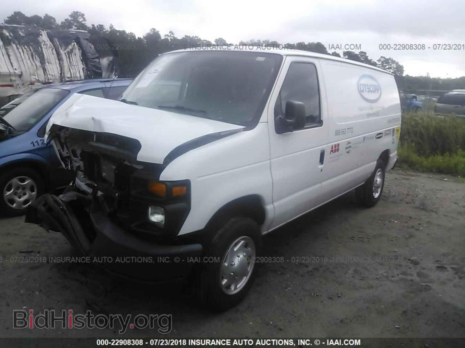 2012 Ford Econoline - VIN: 1FTNE1EW1CDA17459 - Фото 2