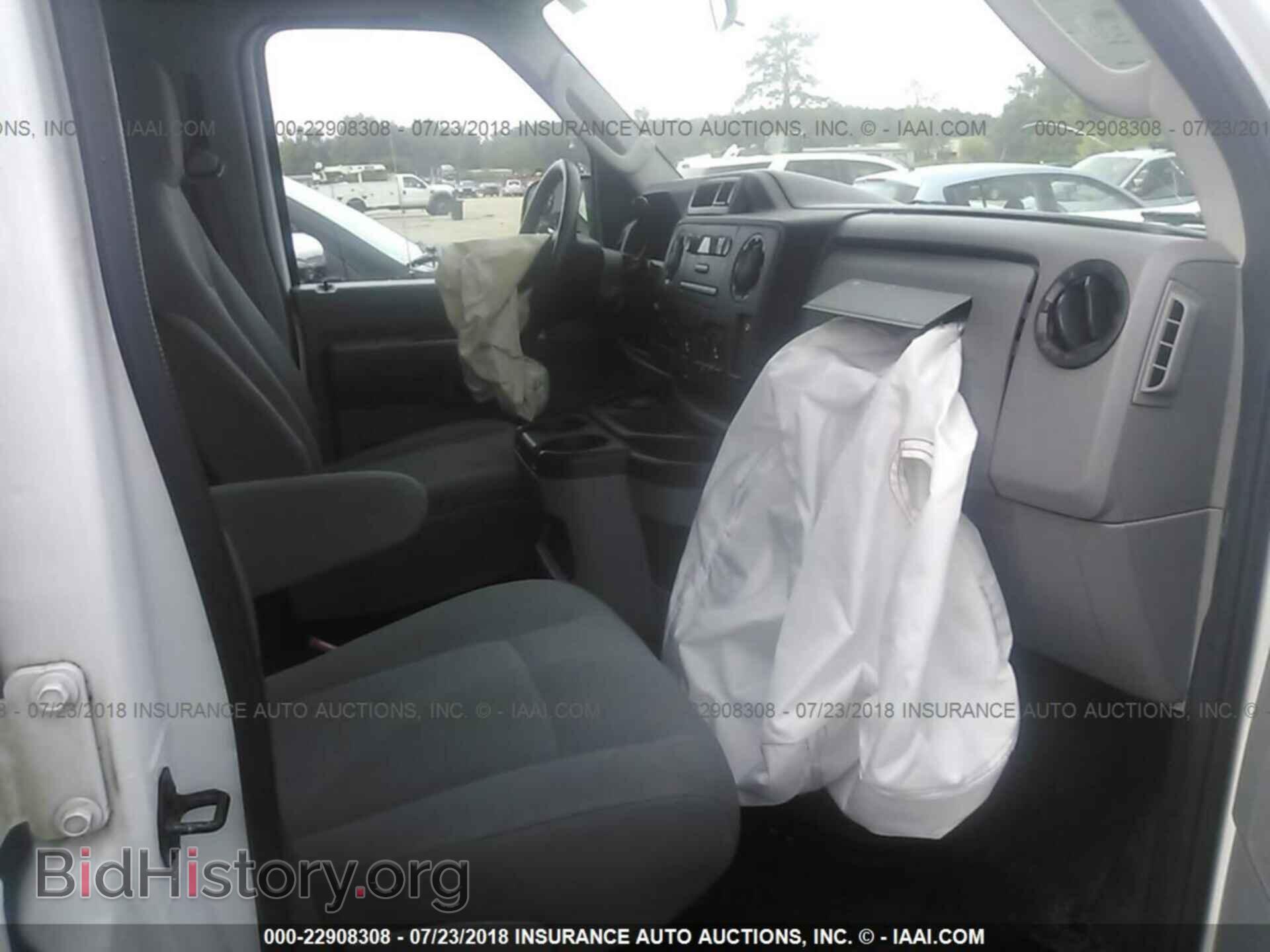 2012 Ford Econoline - VIN: 1FTNE1EW1CDA17459 - Фото 5