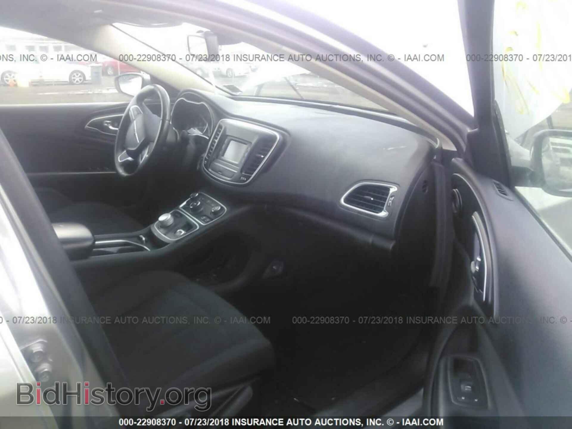 2015 Chrysler 200 - VIN: 1C3CCCAB0FN659721 - Фото 5