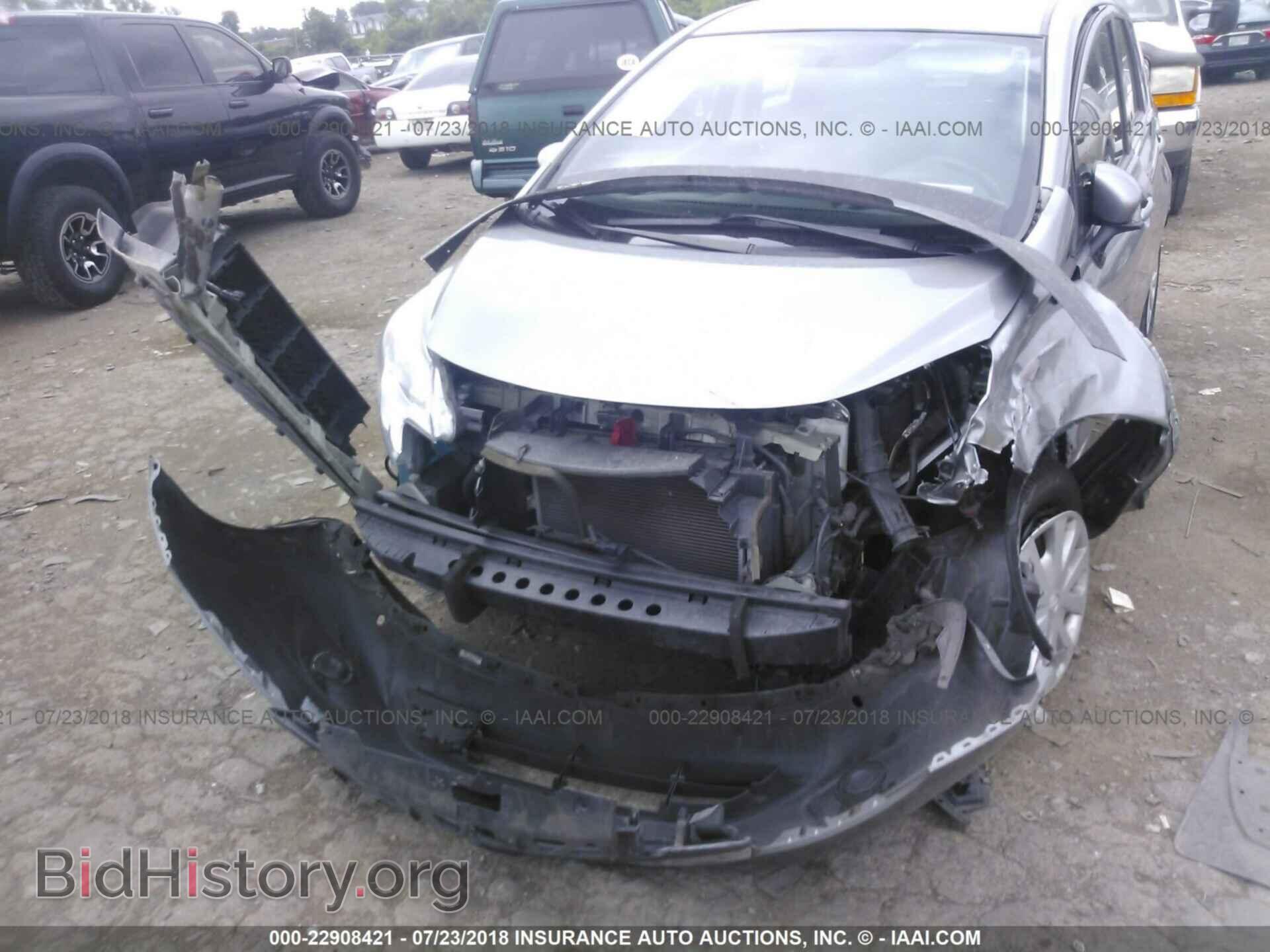 2015 Nissan Versa note - VIN: 3N1CE2CPXFL428725 - Photo 6