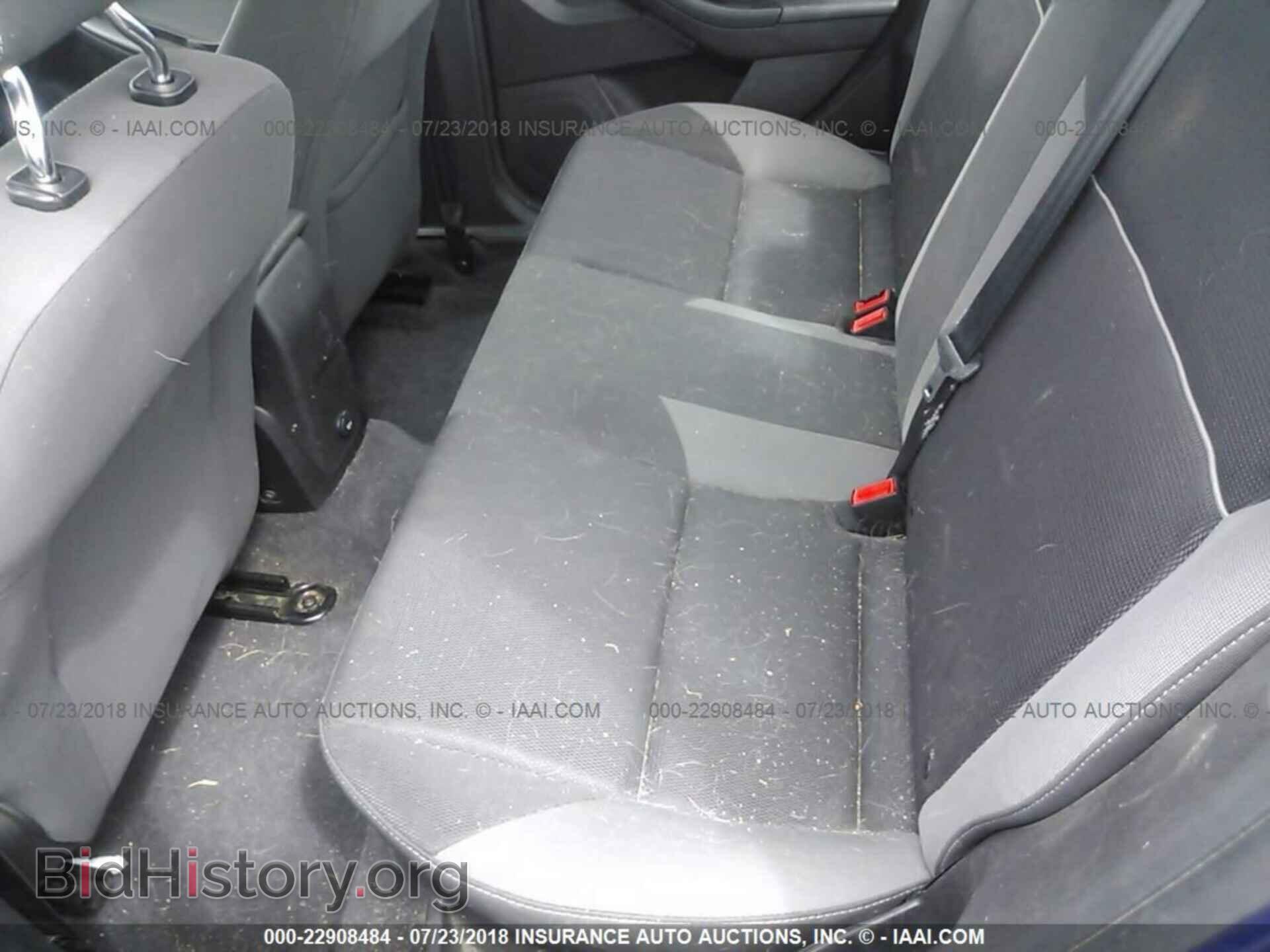 2012 Ford Focus - VIN: 1FAHP3F29CL232579 - Photo 8