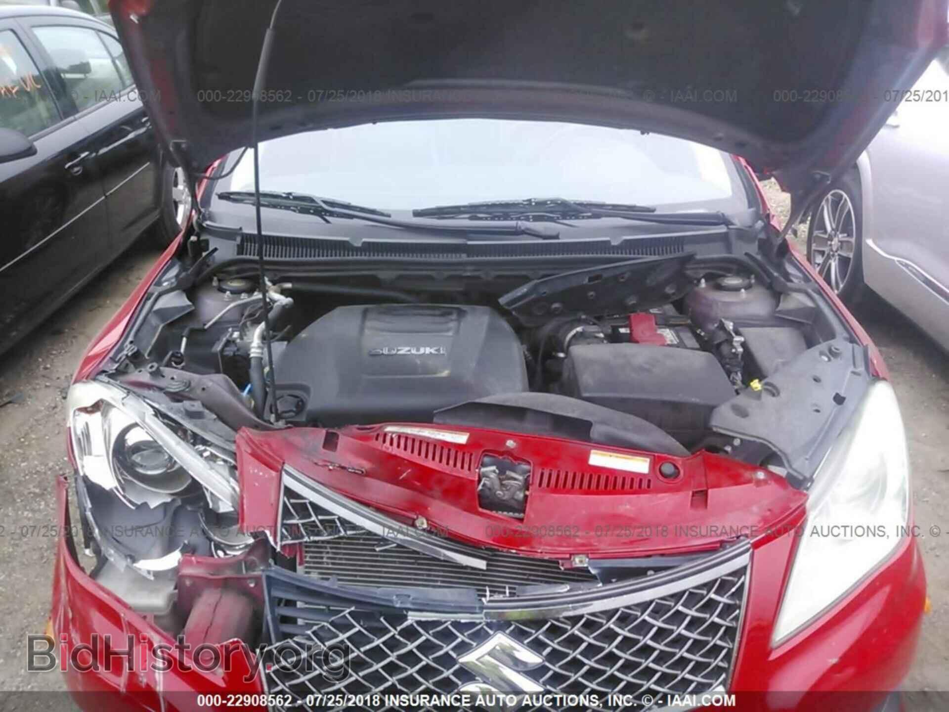 2011 Suzuki Kizashi - VIN: JS2RF9A81B6110351 - Photo 10