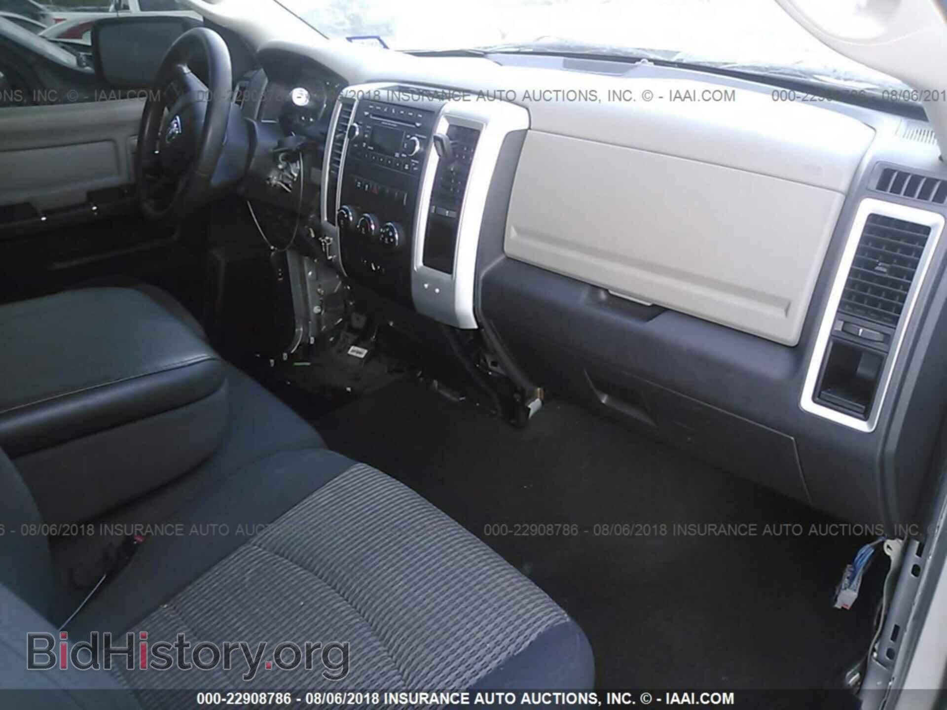 2012 Dodge Ram 1500 - VIN: 3C6JD6EP1CG243471 - Фото 5