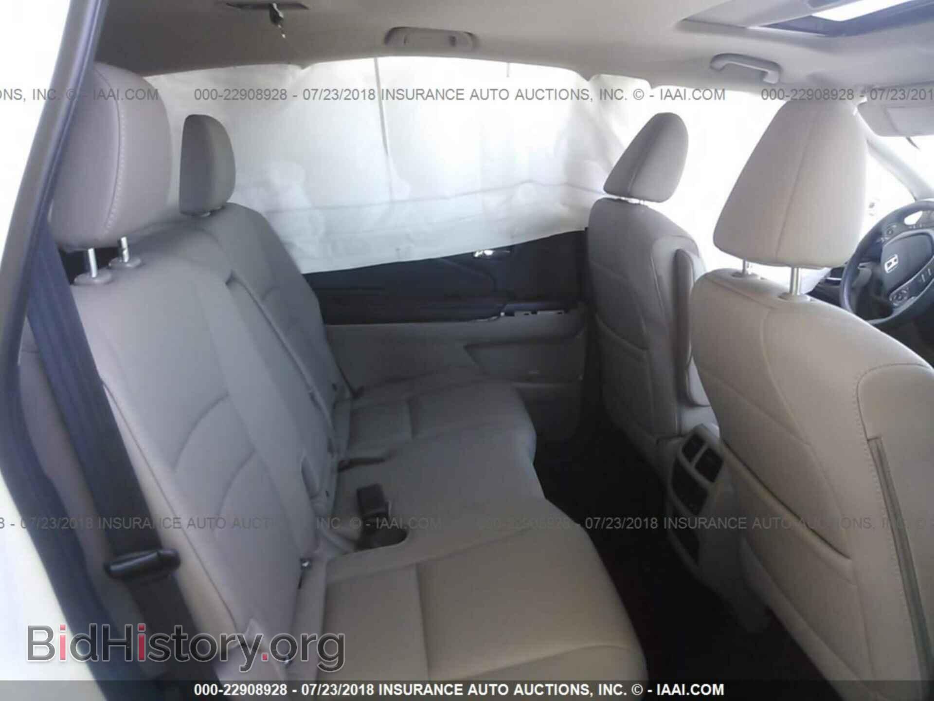 2017 Honda Pilot - VIN: 5FNYF5H50HB012869 - Фото 8