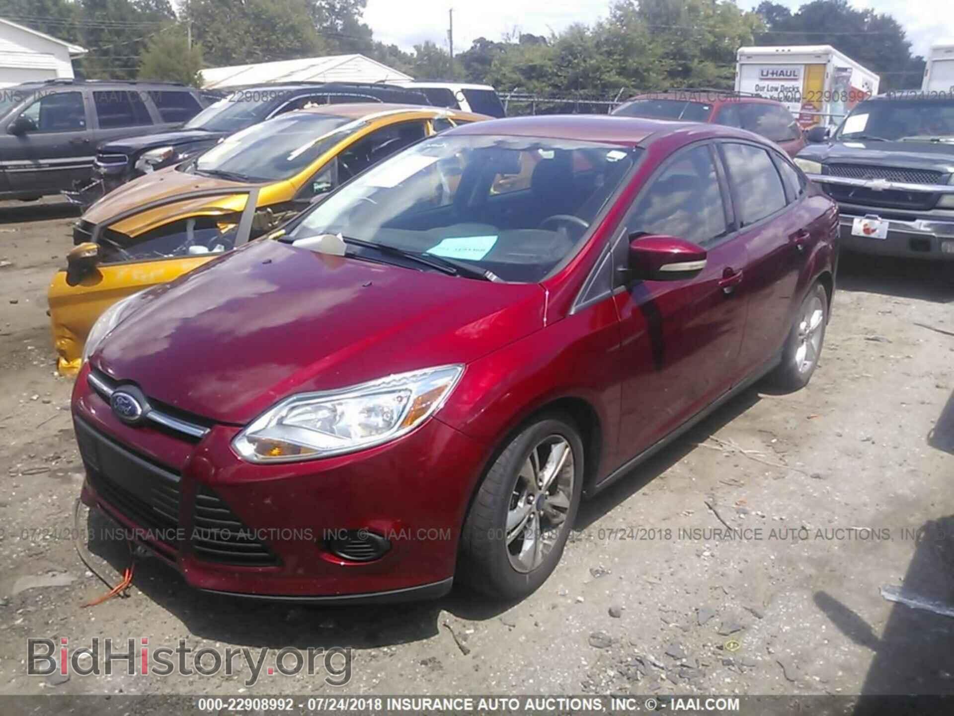 2013 Ford Focus - VIN: 1FADP3F28DL314724 - Photo 2