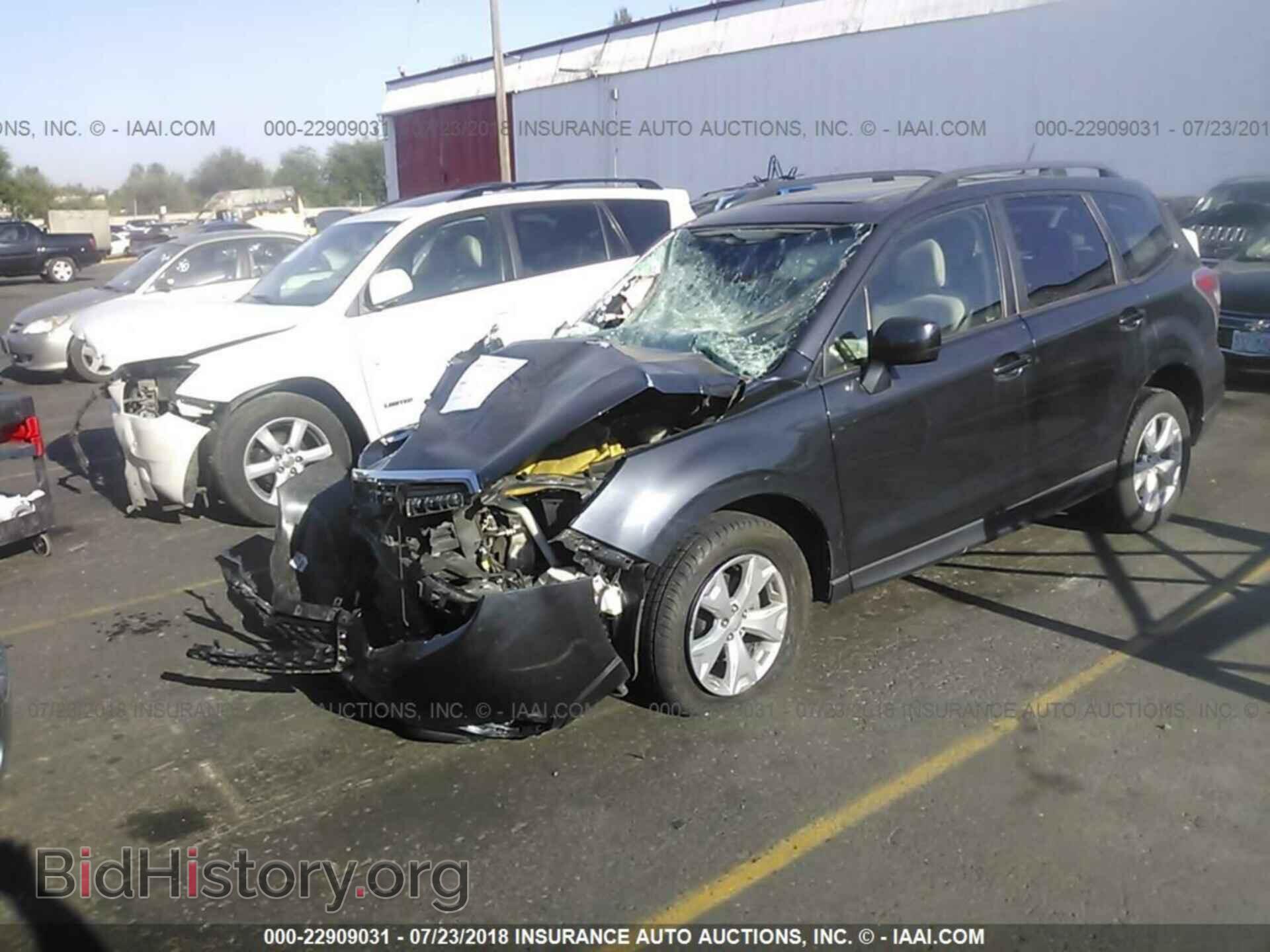 2014 Subaru Forester - VIN: JF2SJAGC0EH479266 - Фото 2