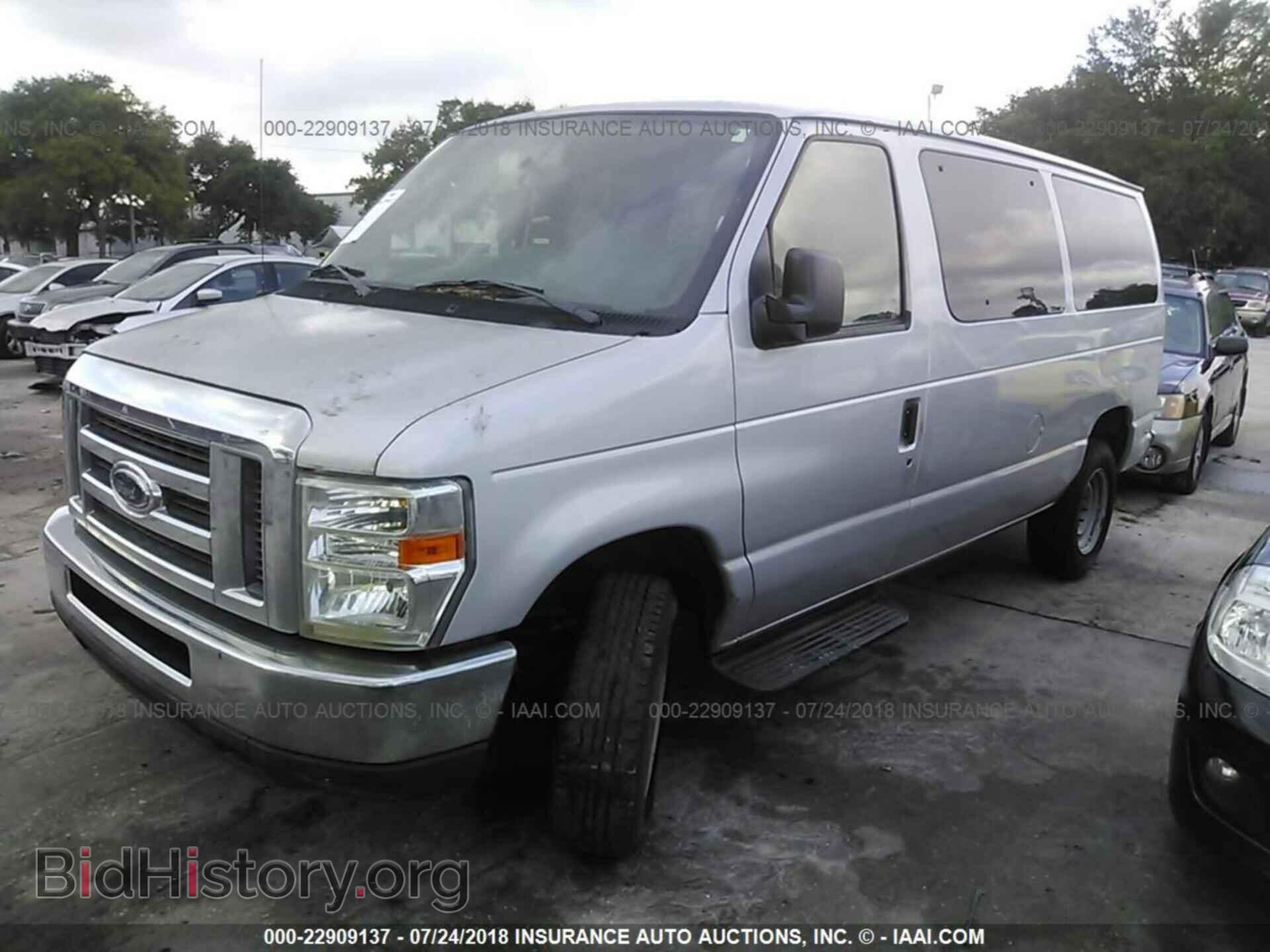 2012 Ford Econoline - VIN: 1FBNE3BL8CDA29666 - Photo 2