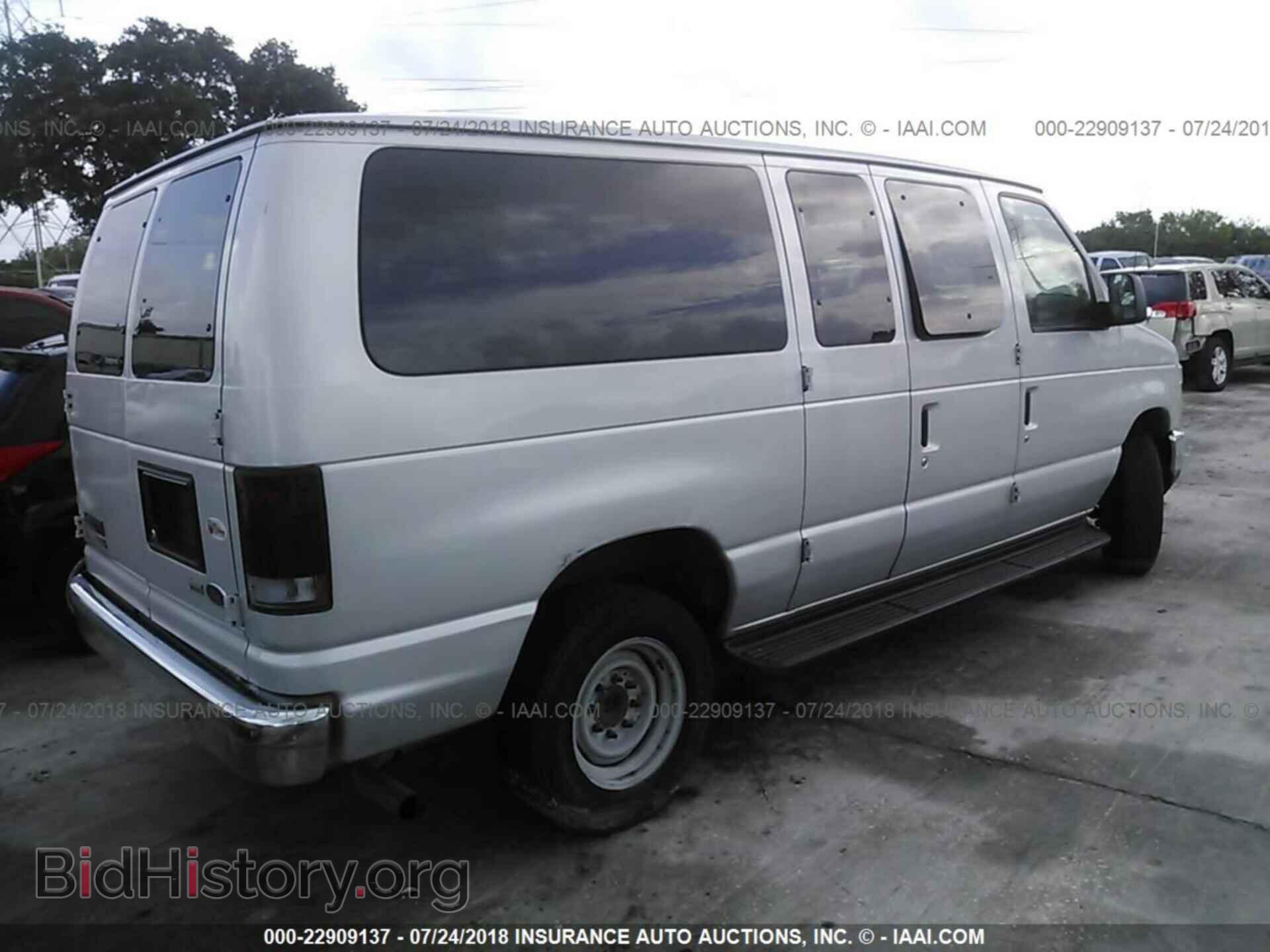 2012 Ford Econoline - VIN: 1FBNE3BL8CDA29666 - Photo 4