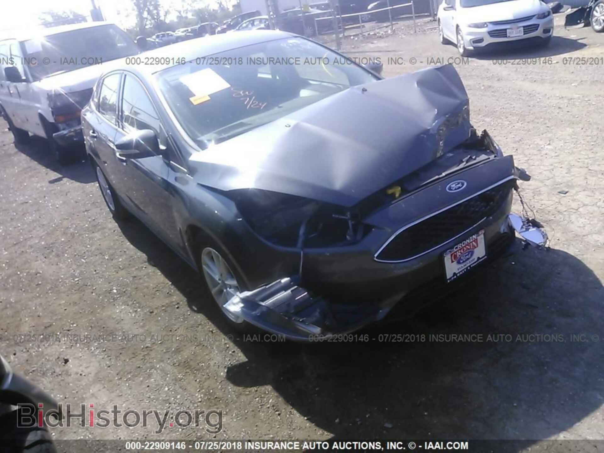 Photo 1FADP3F23HL270430 - Ford Focus 2017