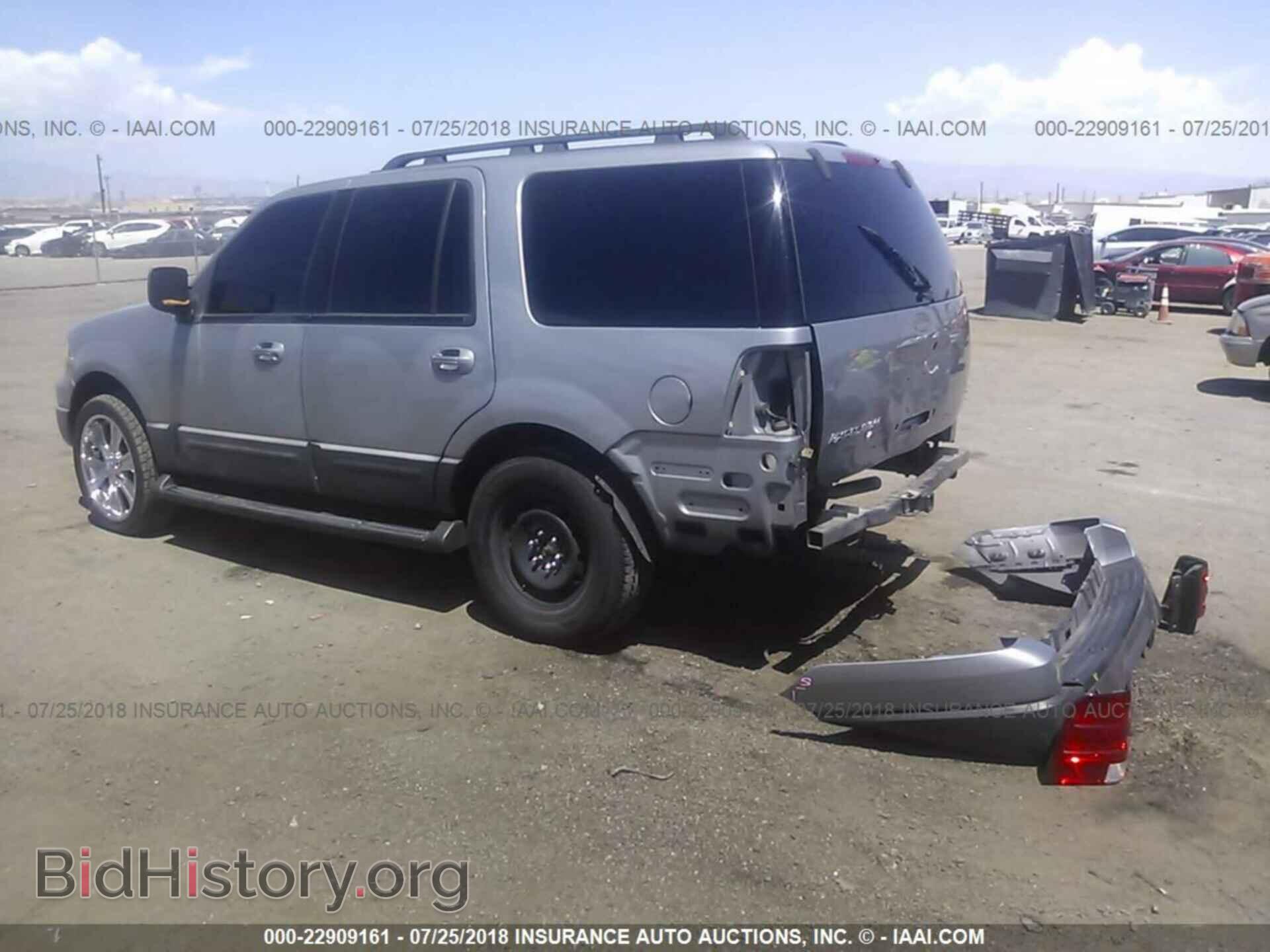 2006 FORD EXPEDITION - VIN: 1FMPU15576LA51950 - Фото 3