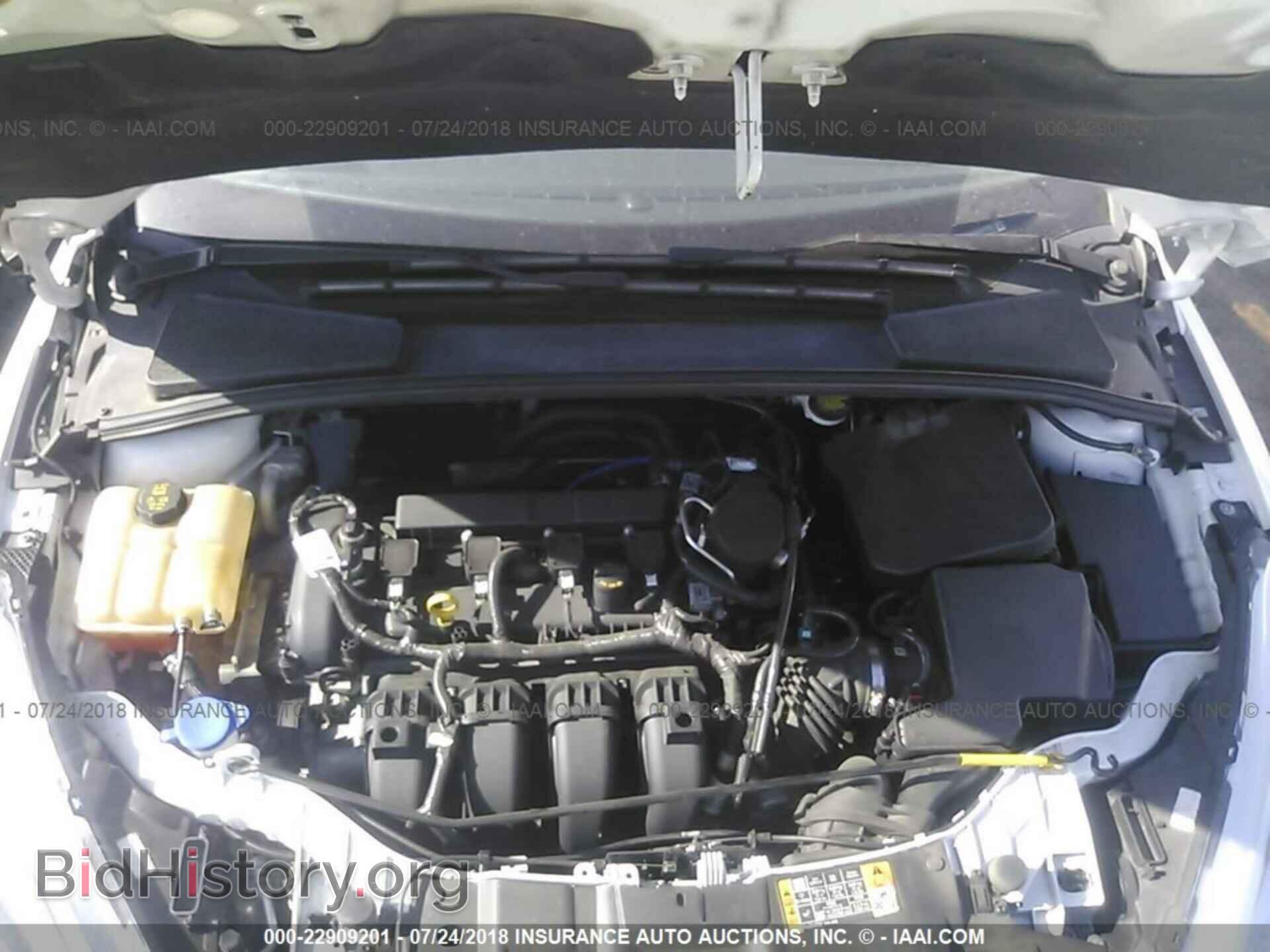 2016 Ford Focus - VIN: 1FADP3F24GL277191 - Фото 10