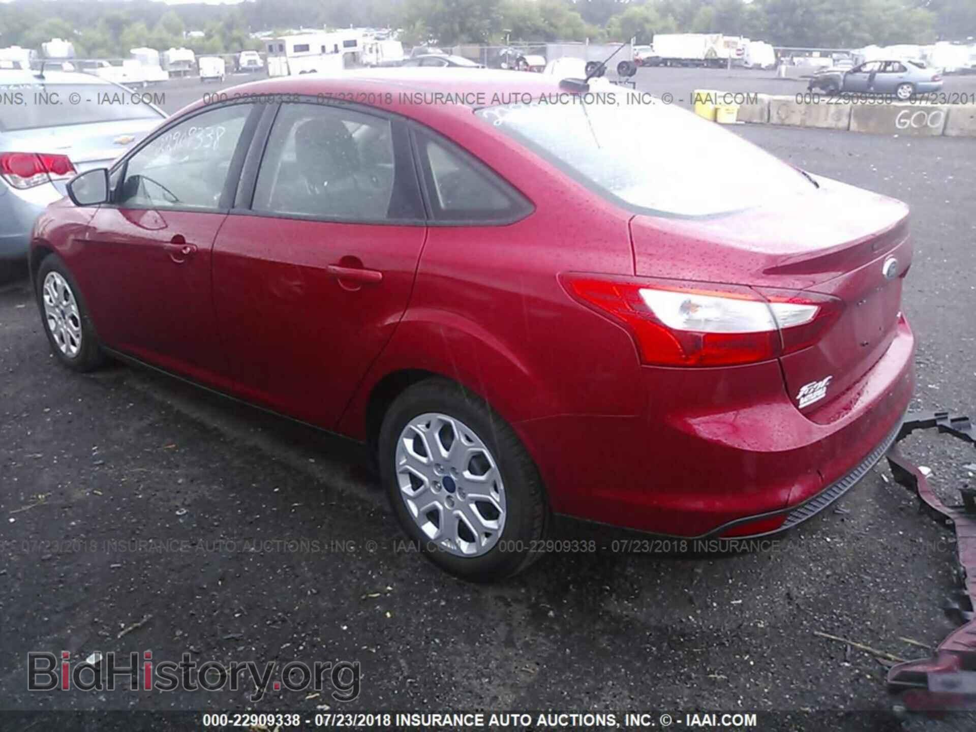 2012 Ford Focus - VIN: 1FAHP3F29CL381364 - Фото 3
