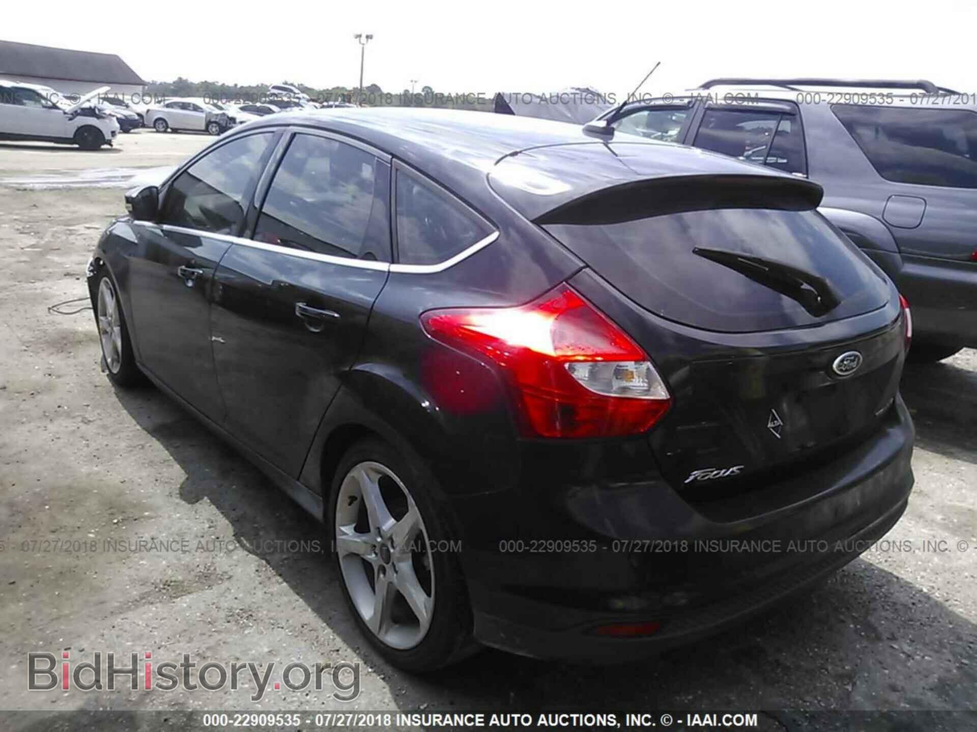 2012 Ford Focus - VIN: 1FAHP3N2XCL126403 - Photo 3
