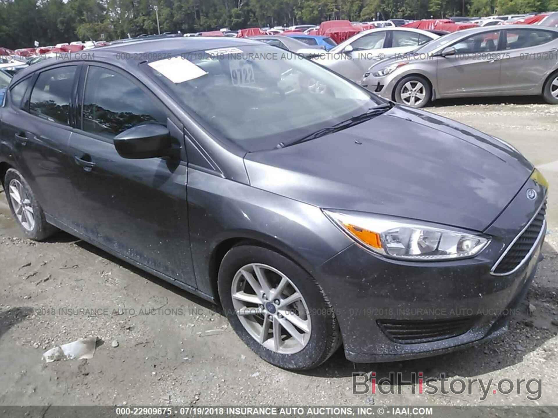 Photo 1FADP3K2XJL262076 - Ford Focus 2018