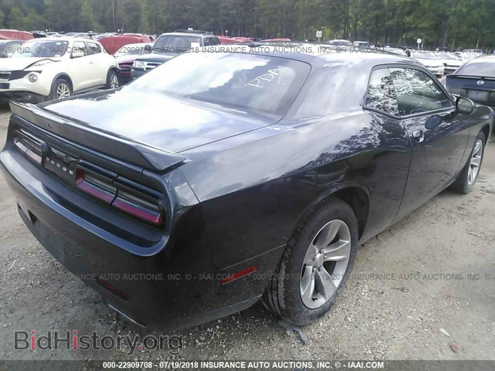 2018 Dodge Challenger - VIN: 2C3CDZAG5JH235948 - Photo 4
