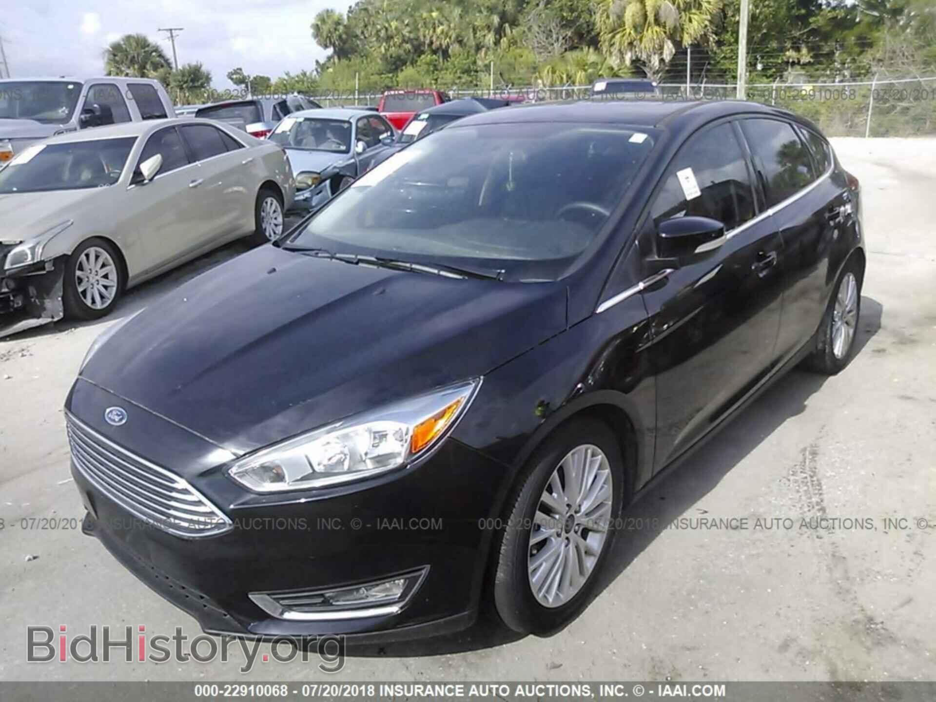 2017 Ford Focus - VIN: 1FADP3N27HL208594 - Фото 2